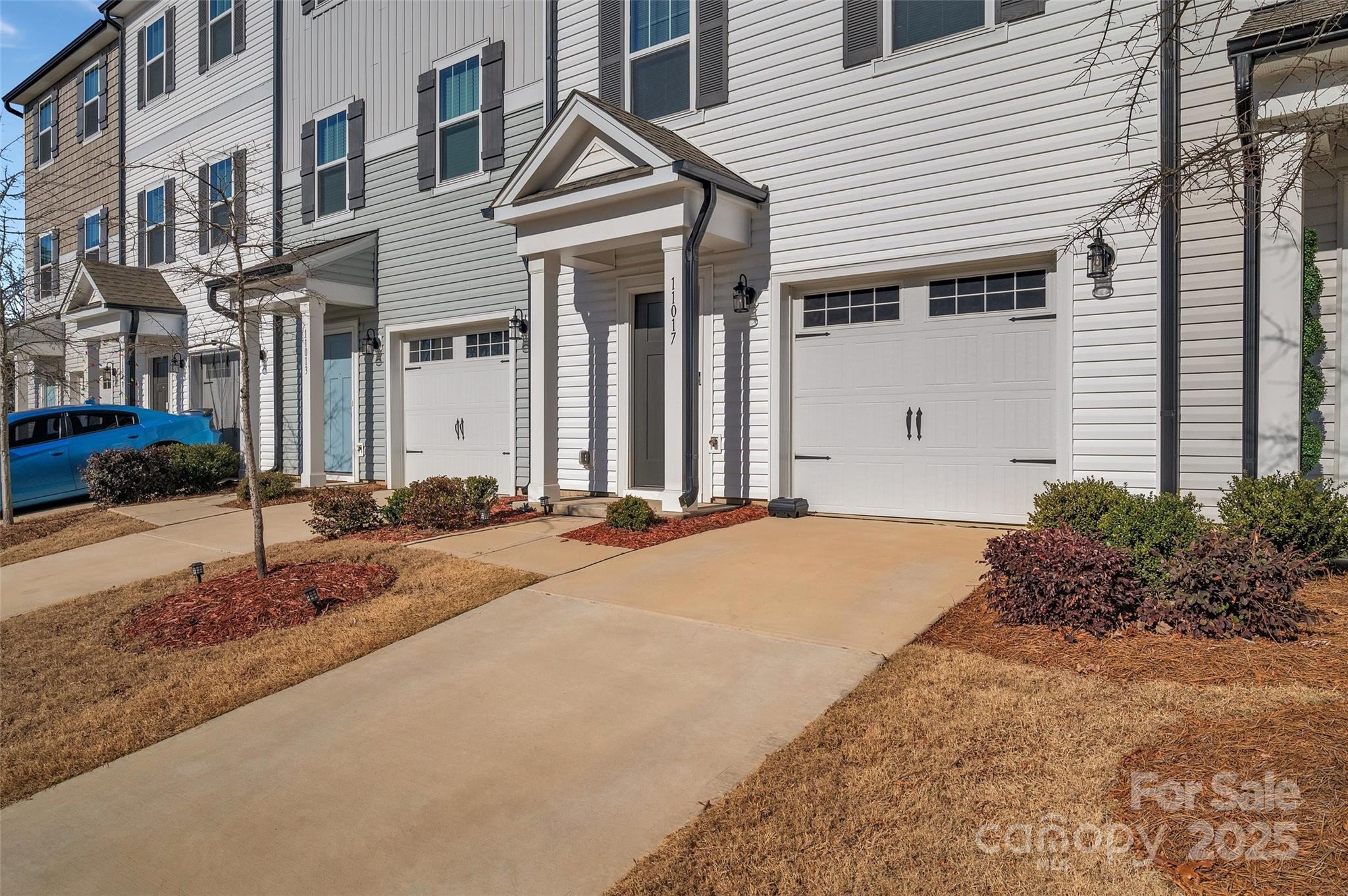 Photo one of 11017 Woodland Creek Way Charlotte NC 28262 | MLS 4231820