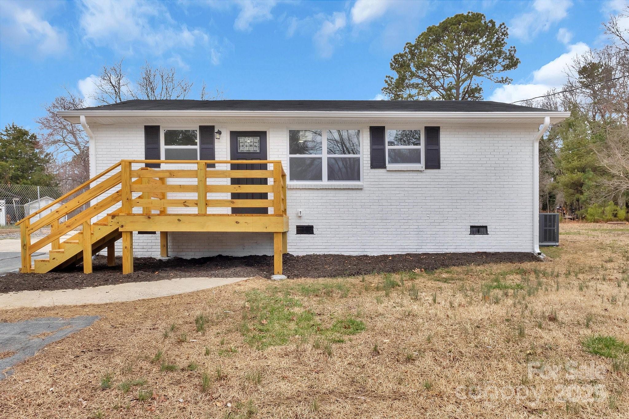 Photo one of 356 Hill Rd Lincolnton NC 28092 | MLS 4231847