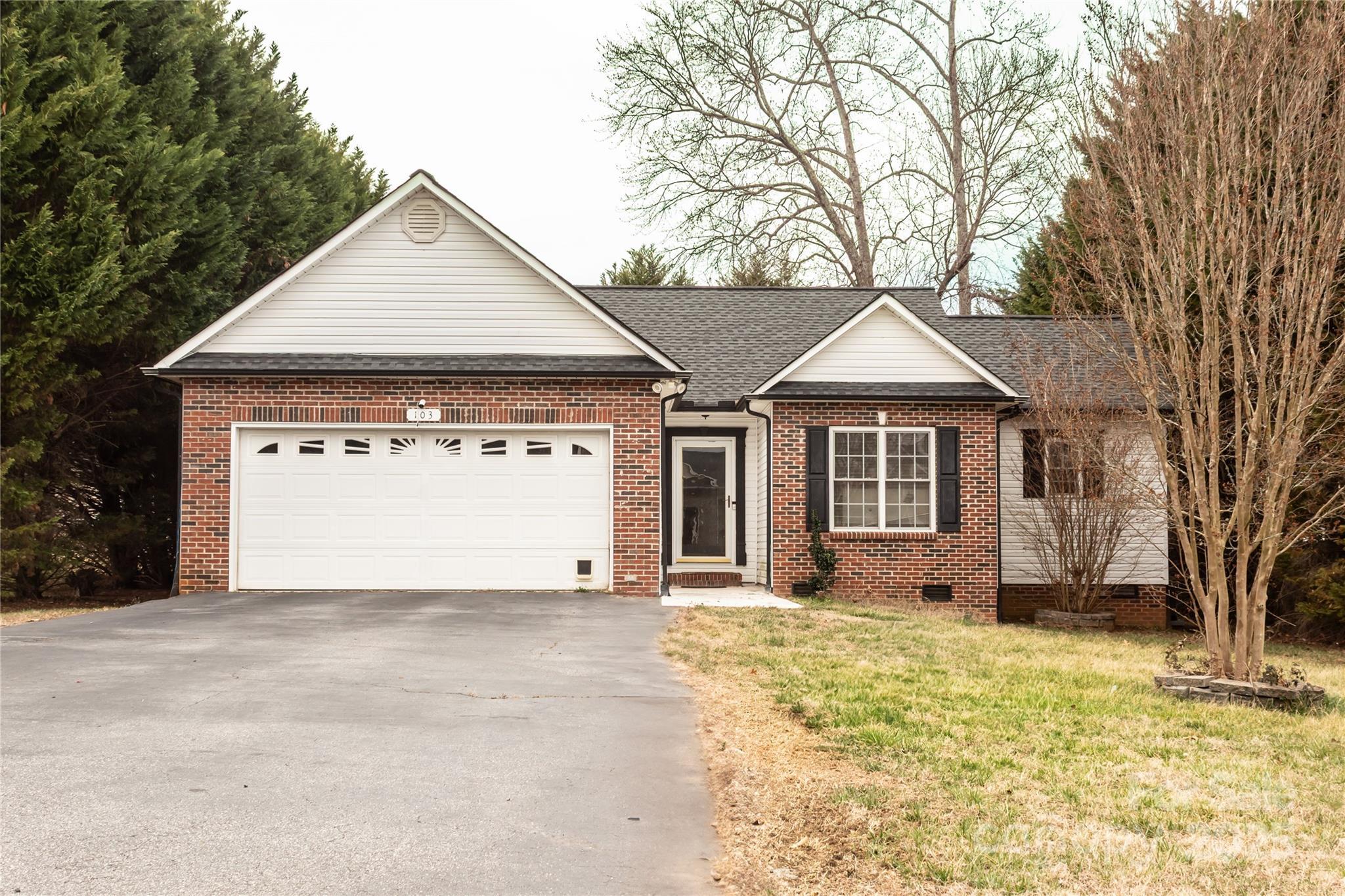 Photo one of 103 Pine Meadows Cir Hickory NC 28601 | MLS 4231922