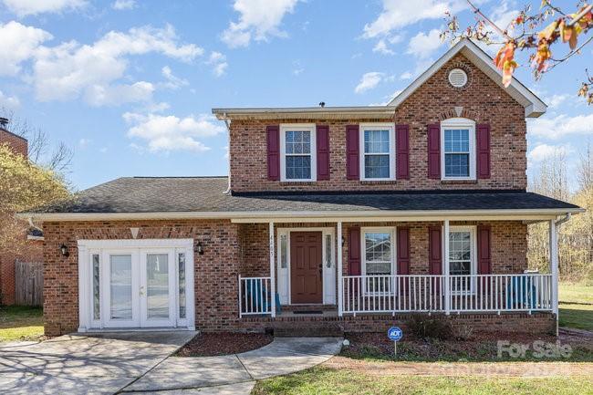 Photo one of 4405 Ashton Ct Indian Trail NC 28079 | MLS 4232087