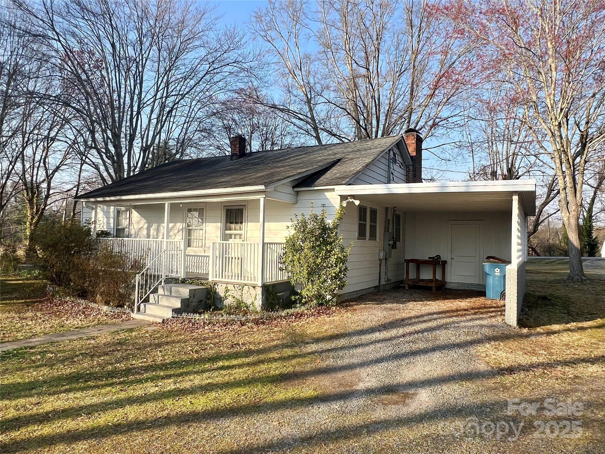 Photo one of 3672 Nc Hwy 127 Hwy Hickory NC 28602 | MLS 4233714