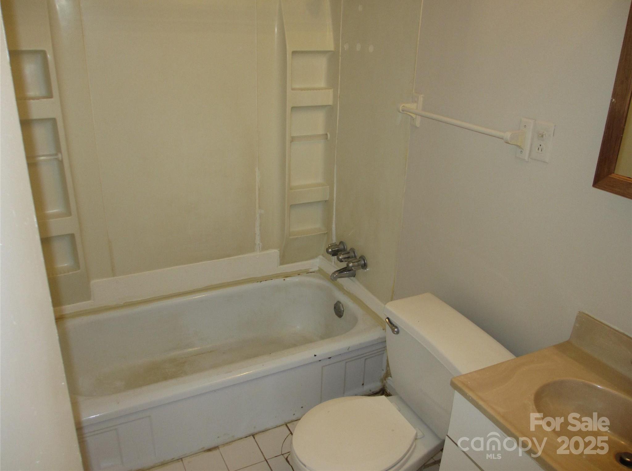 Photo #6