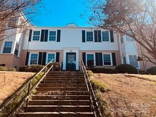 Photo one of 565 Wakefield Dr Charlotte NC 28209 | MLS 4235090