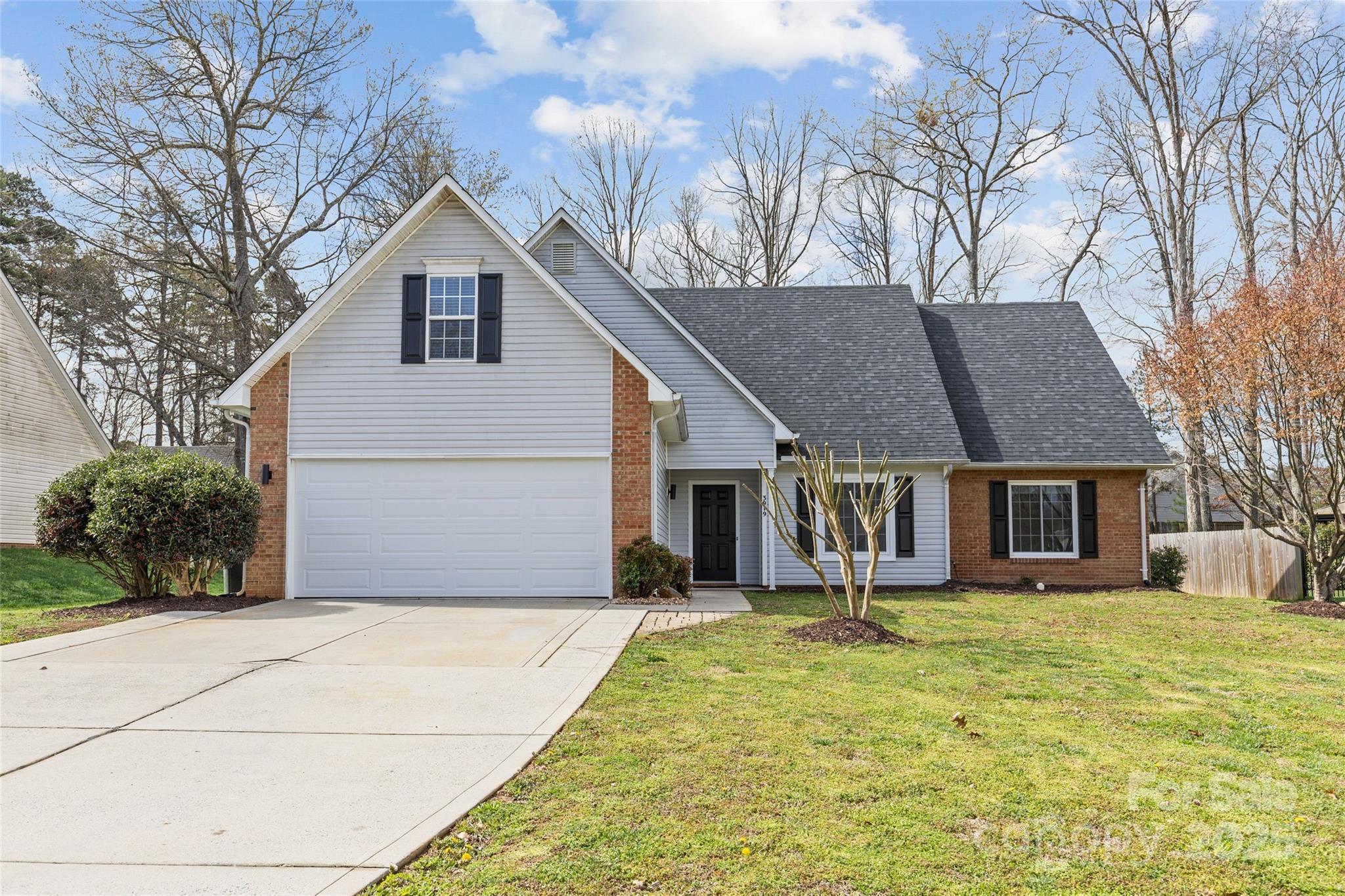 Photo one of 3919 Chatterleigh Dr Monroe NC 28110 | MLS 4235136