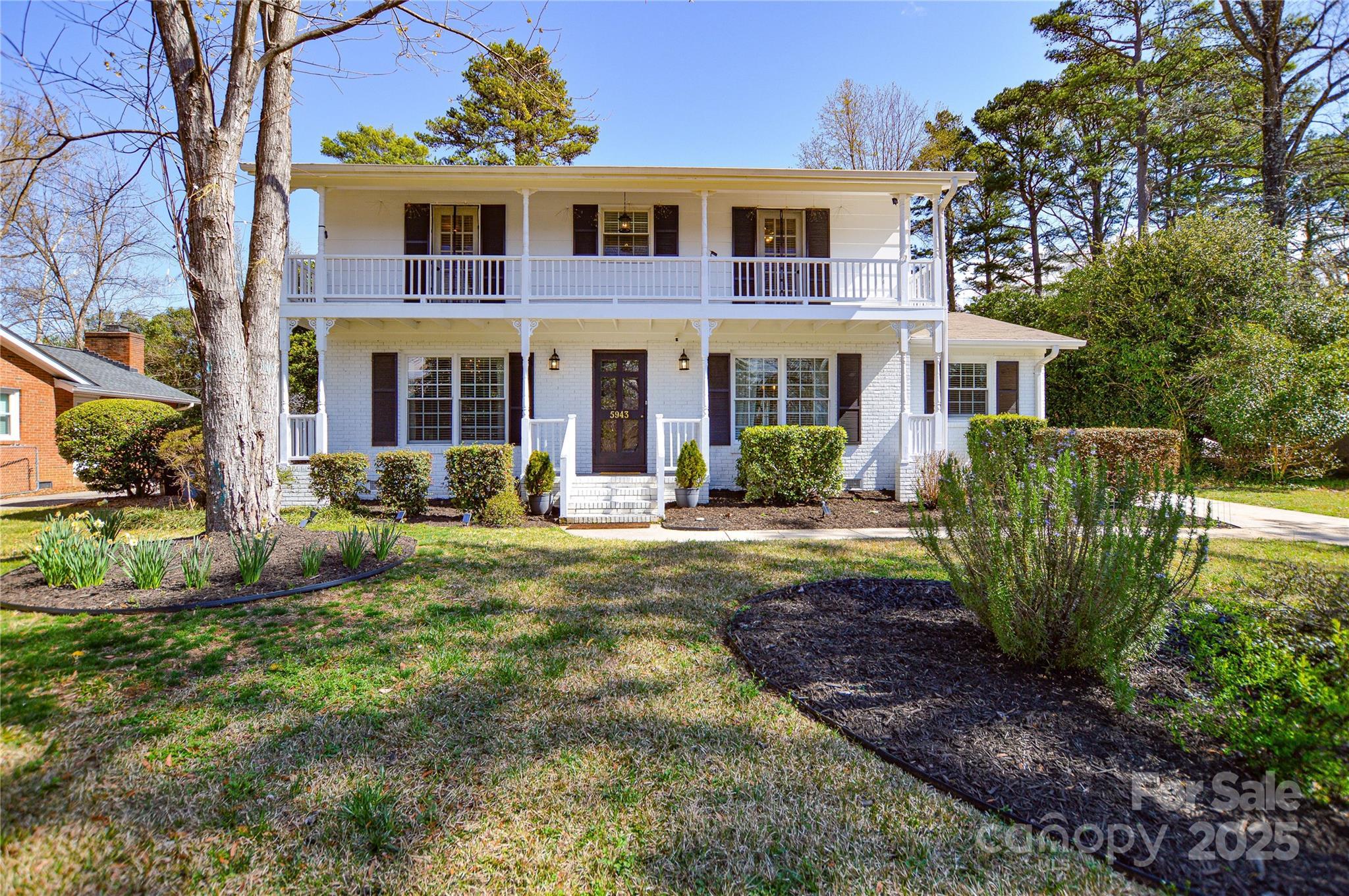 Photo one of 5943 Charing Pl Charlotte NC 28211 | MLS 4235108