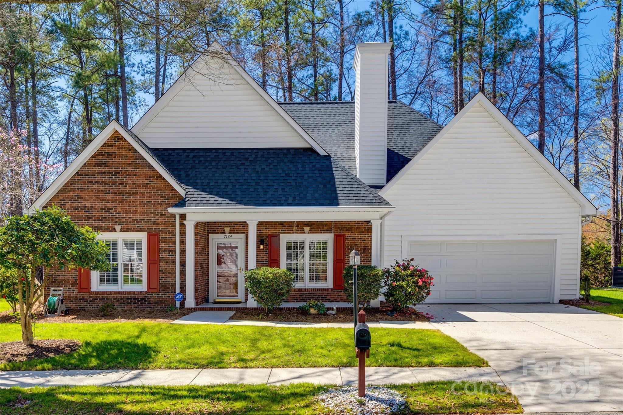 Photo one of 7124 Bevington Woods Ln Charlotte NC 28277 | MLS 4235133