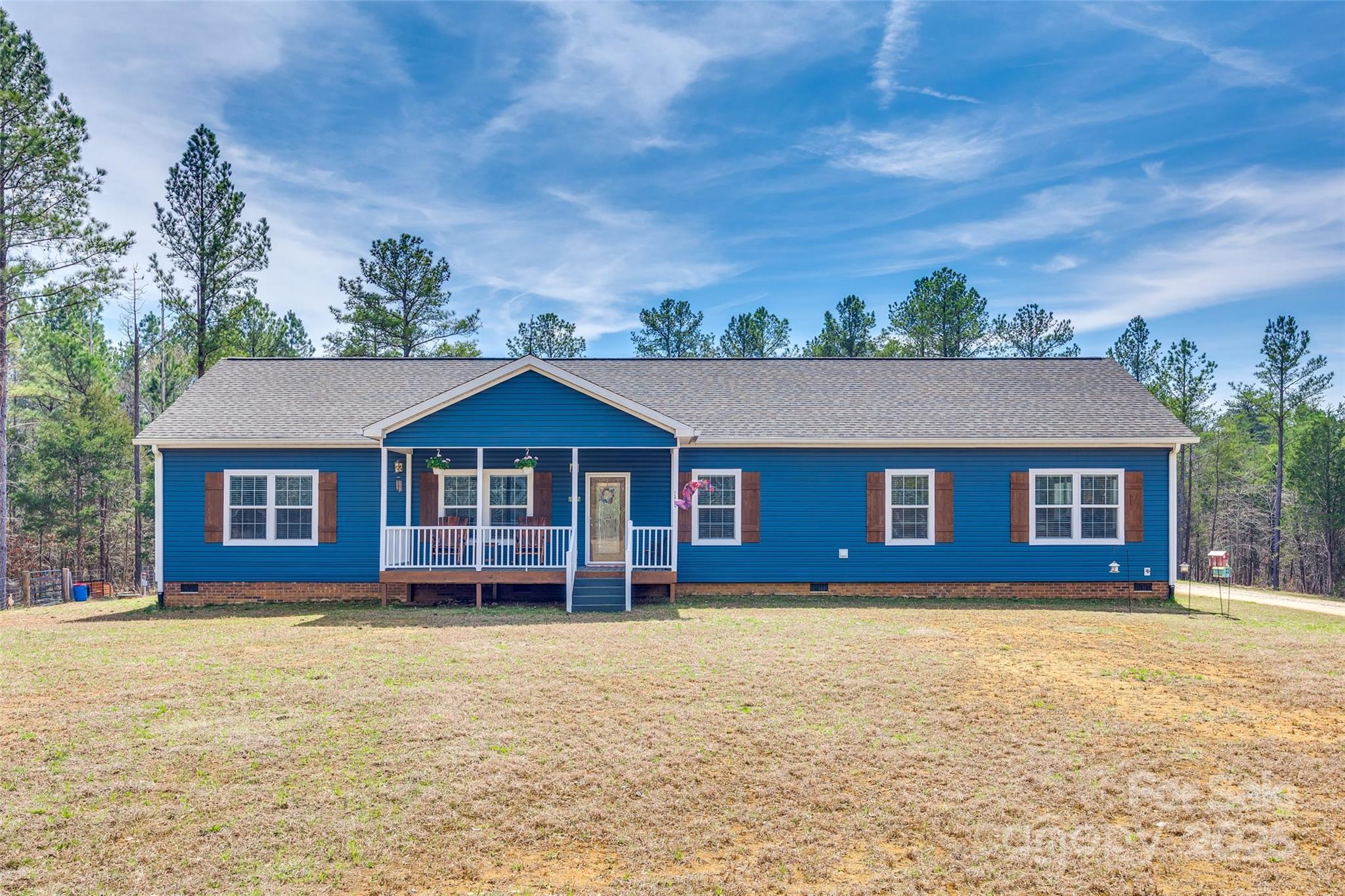 Photo one of 1370 Martin Rd Hickory Grove SC 29717 | MLS 4237127