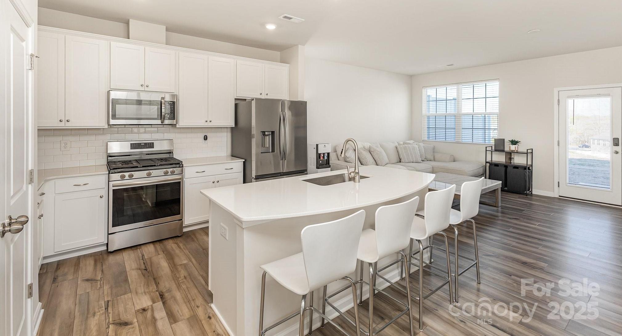 Photo one of 6048 Chelsea Oaks Rdg Tega Cay SC 29708 | MLS 4237387