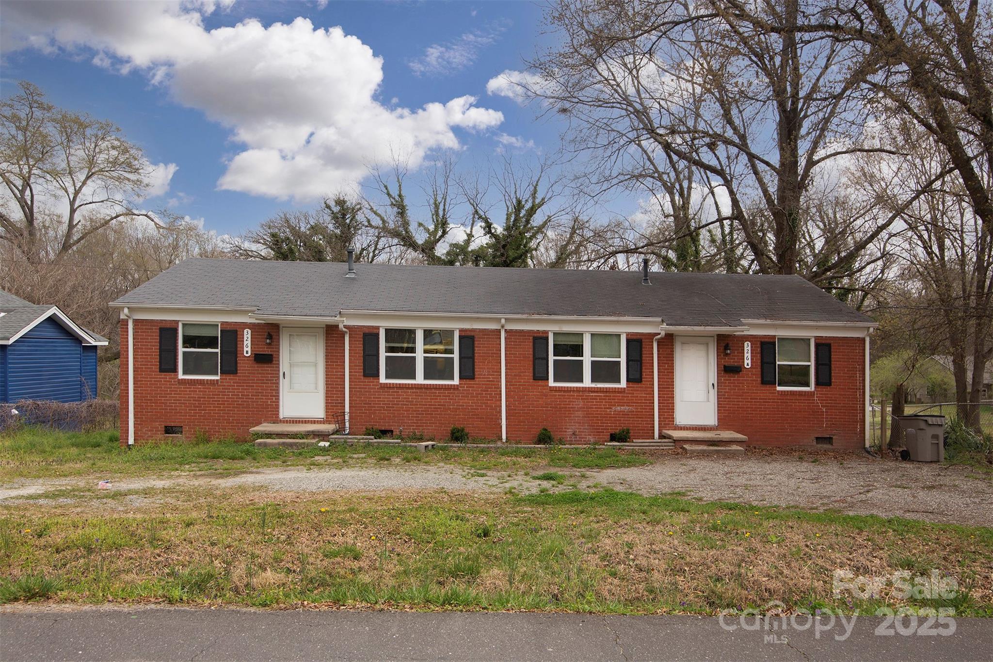 Photo one of 326 Mountain View St Gastonia NC 28052 | MLS 4237567