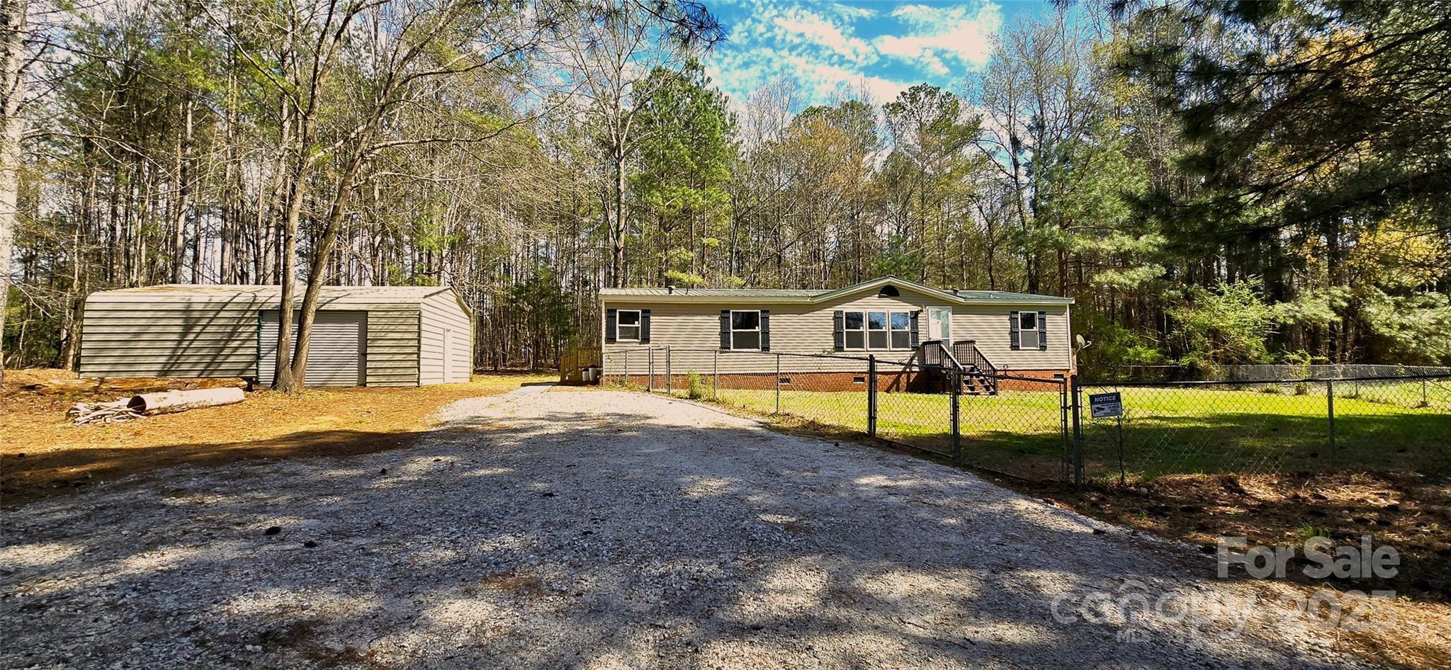 Photo one of 816 Osteen Rd York SC 29745 | MLS 4237517