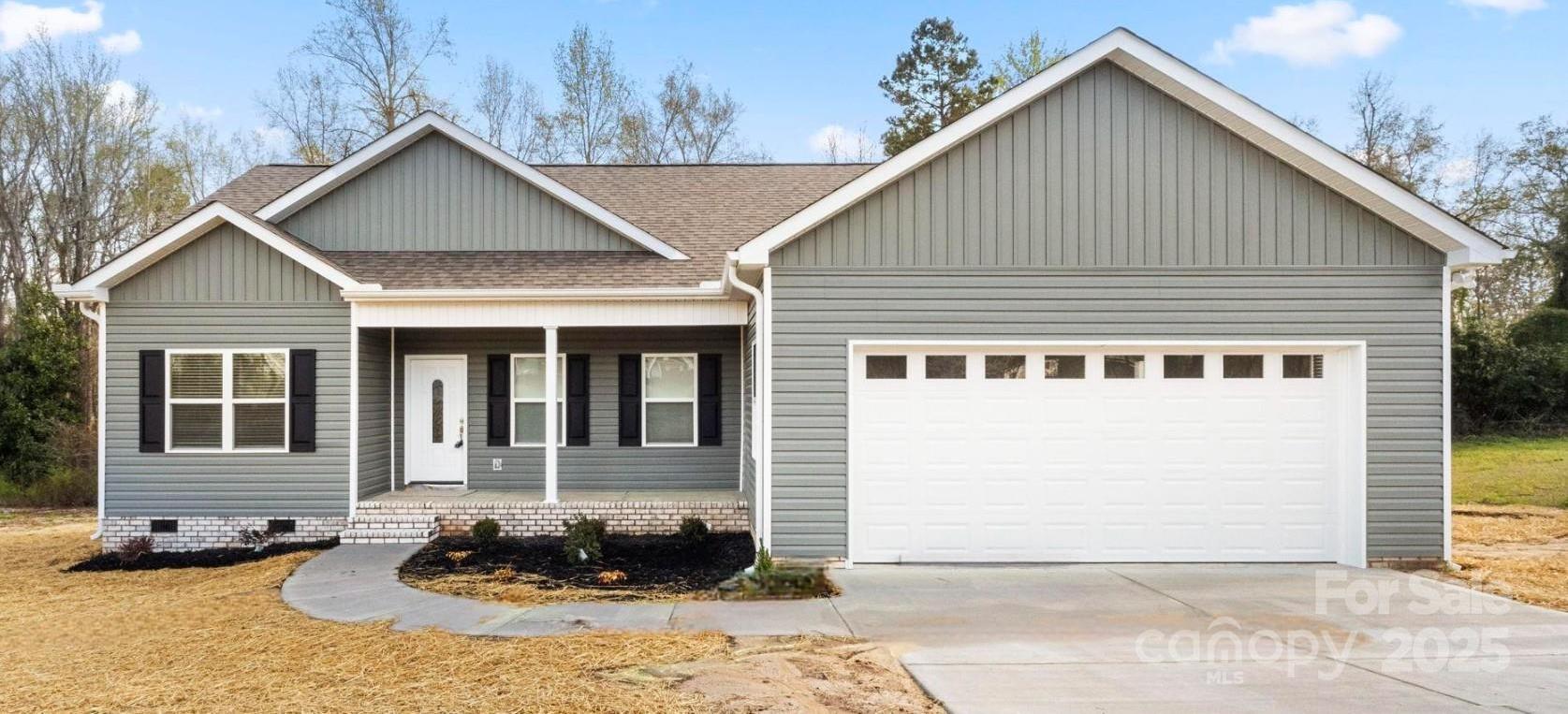 Photo one of 325 East St Heath Springs SC 29058 | MLS 4237841