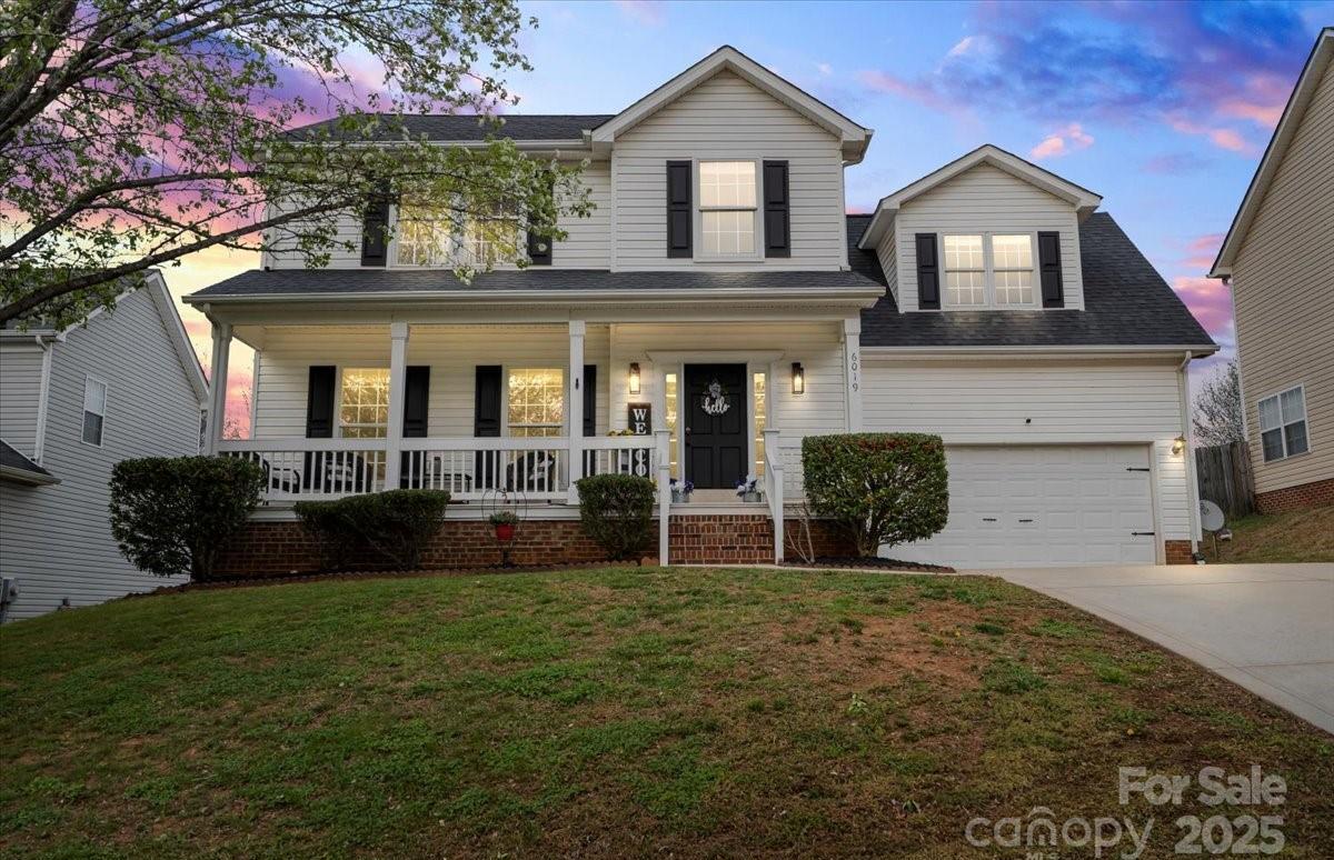 Photo one of 6019 Timbertop Ln Charlotte NC 28215 | MLS 4237823