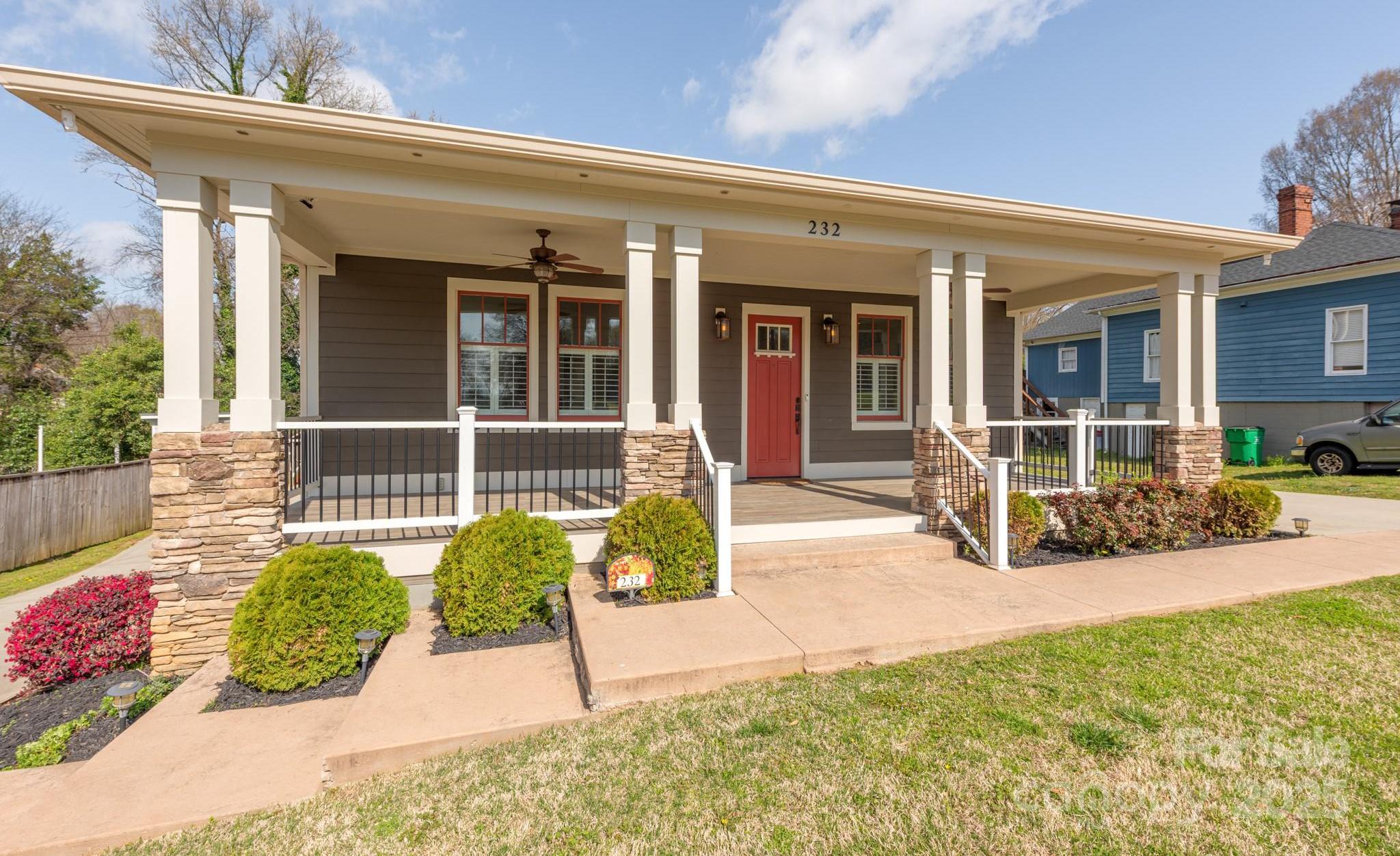 Photo one of 232 Cromer St Charlotte NC 28208 | MLS 4238454