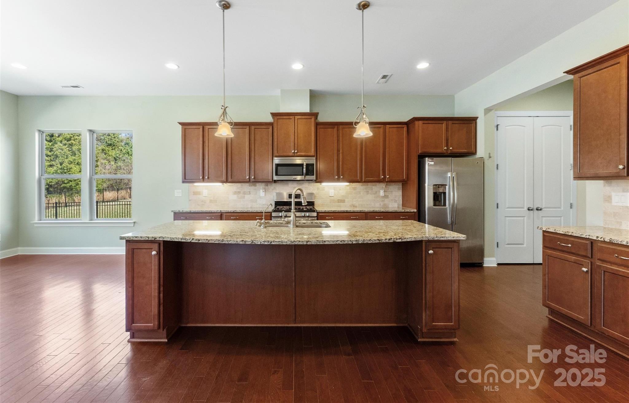 Photo one of 11037 Thornbeck Ln Midland NC 28107 | MLS 4238728