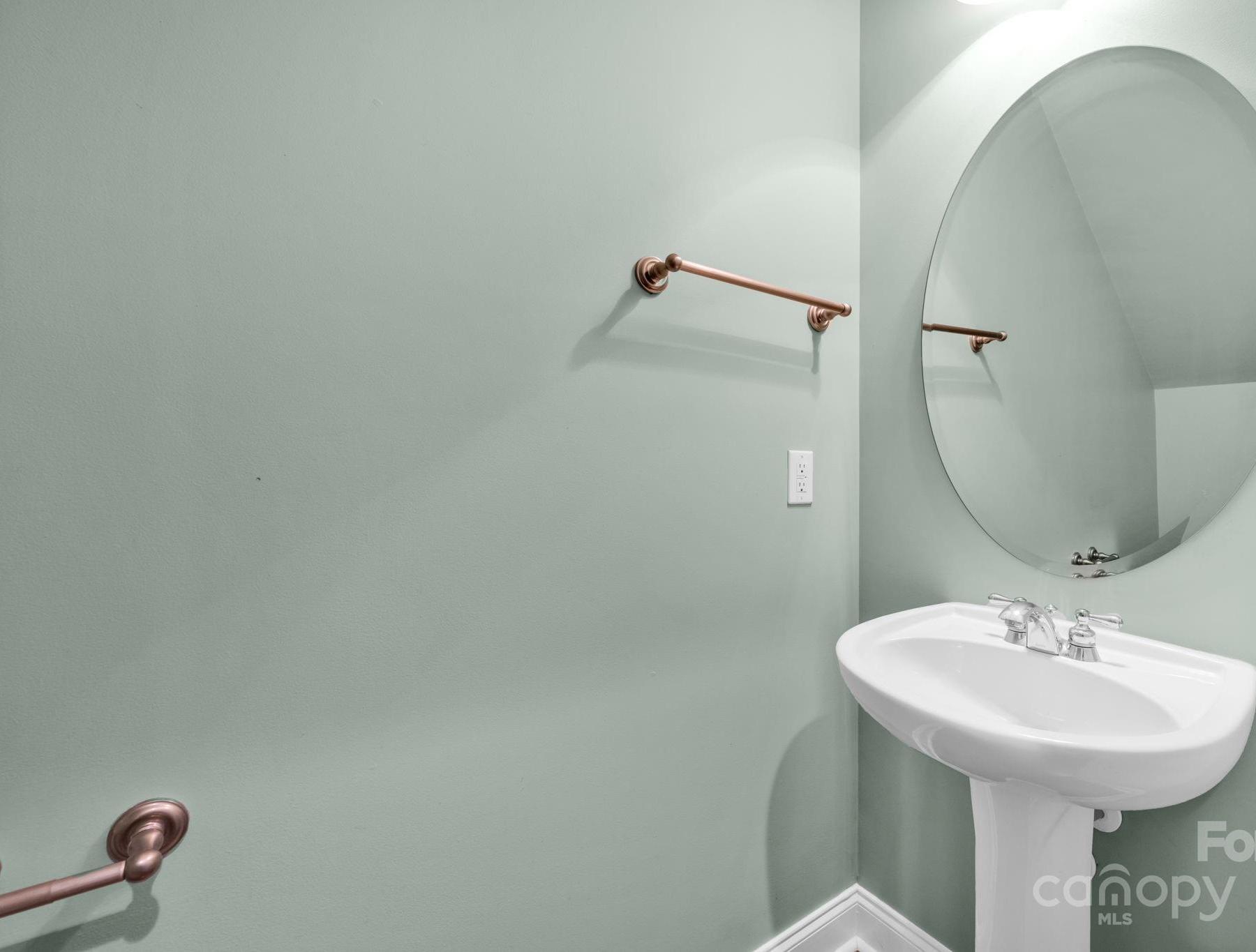 Photo #19