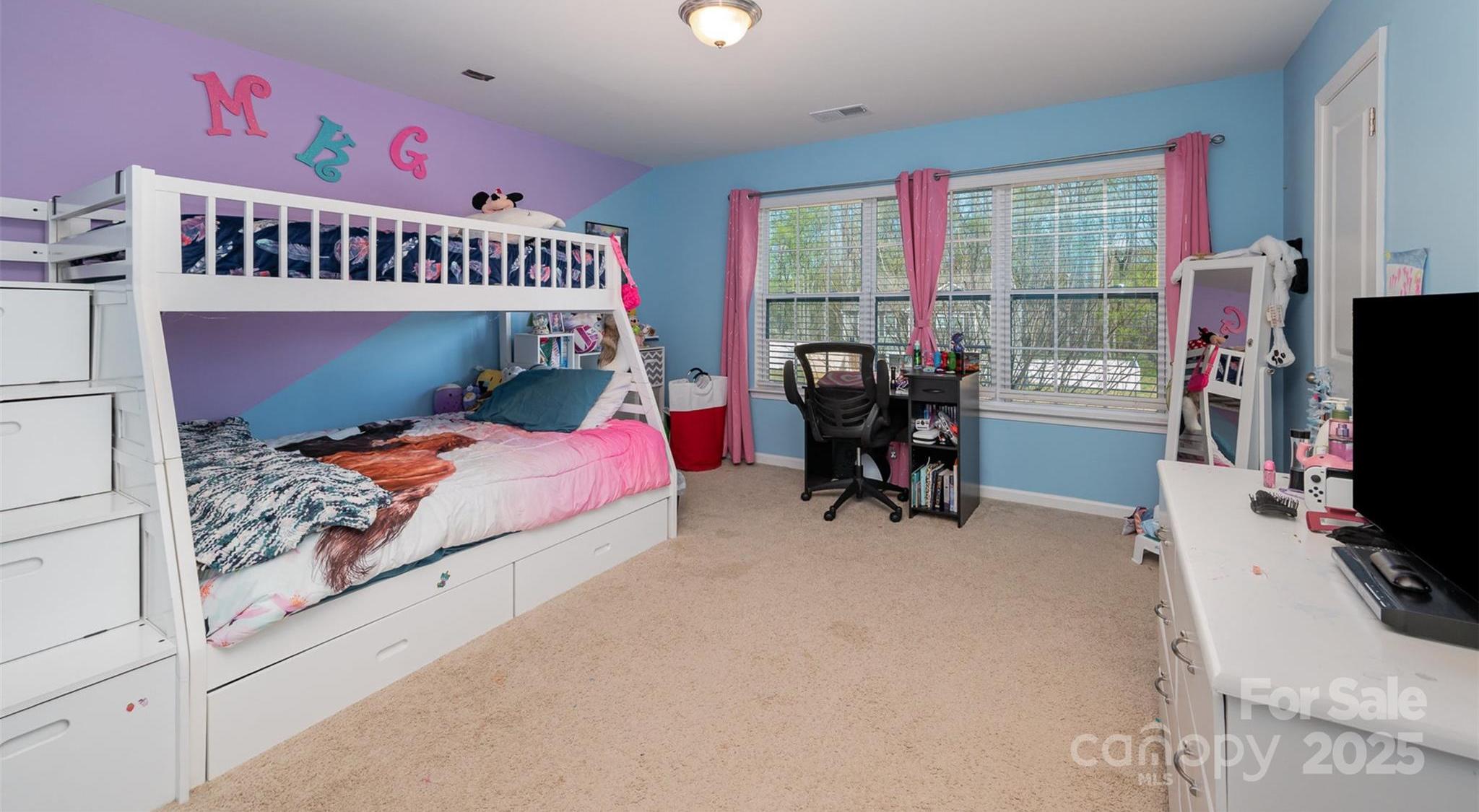 Photo #23