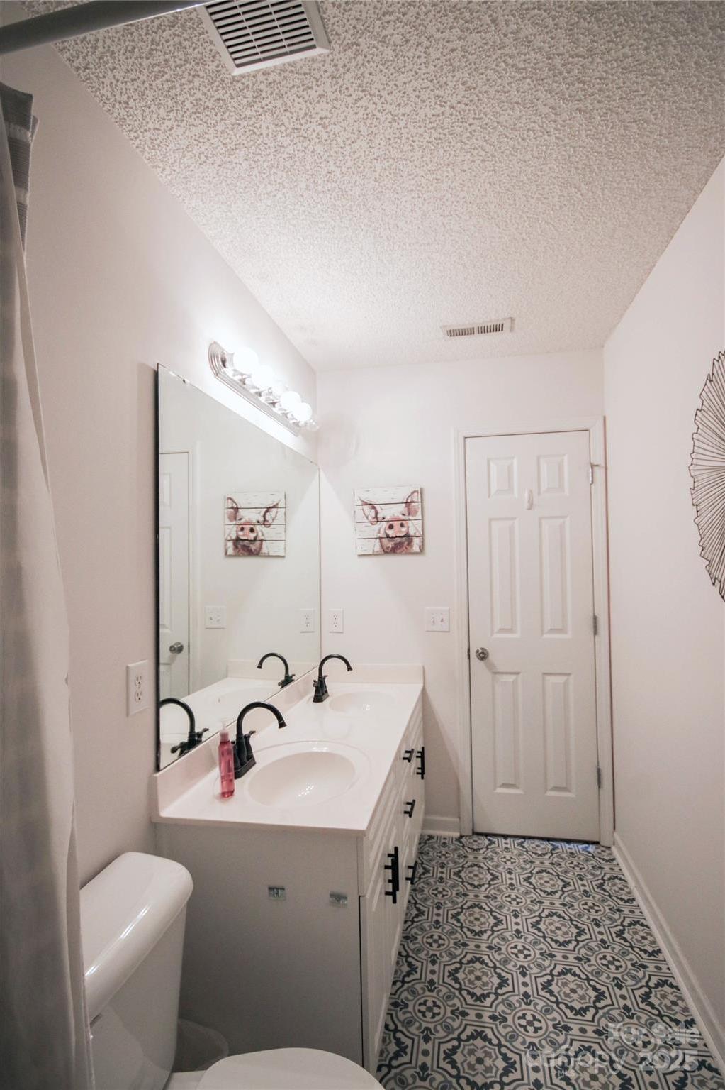 Photo #27