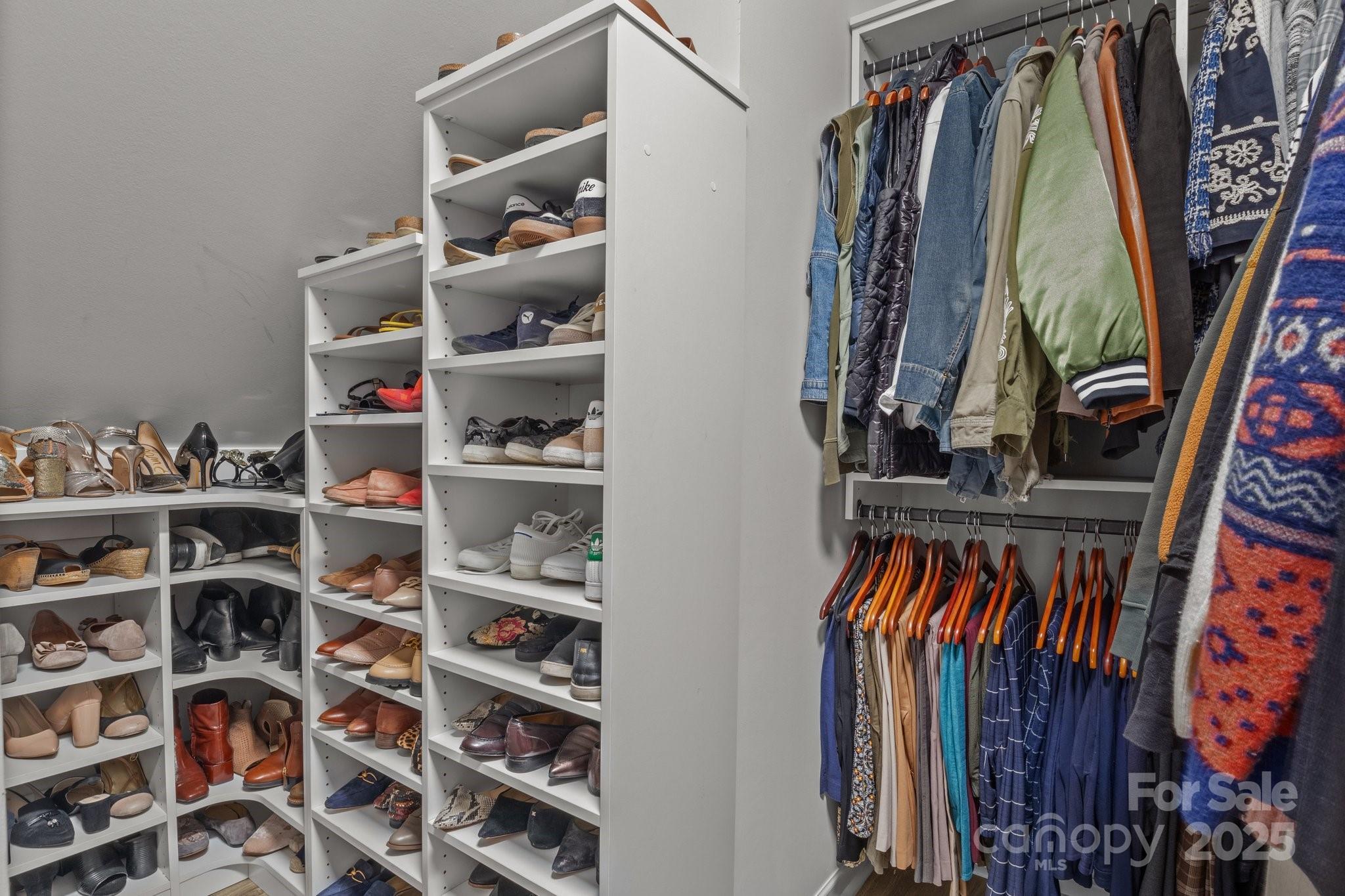 Photo #32