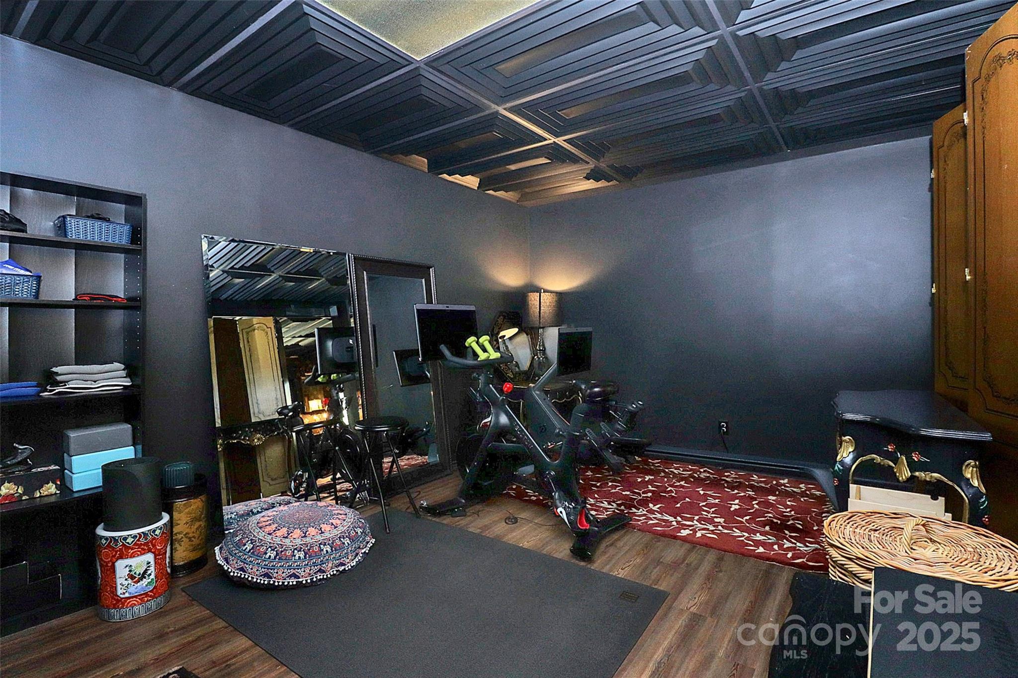 Photo #24
