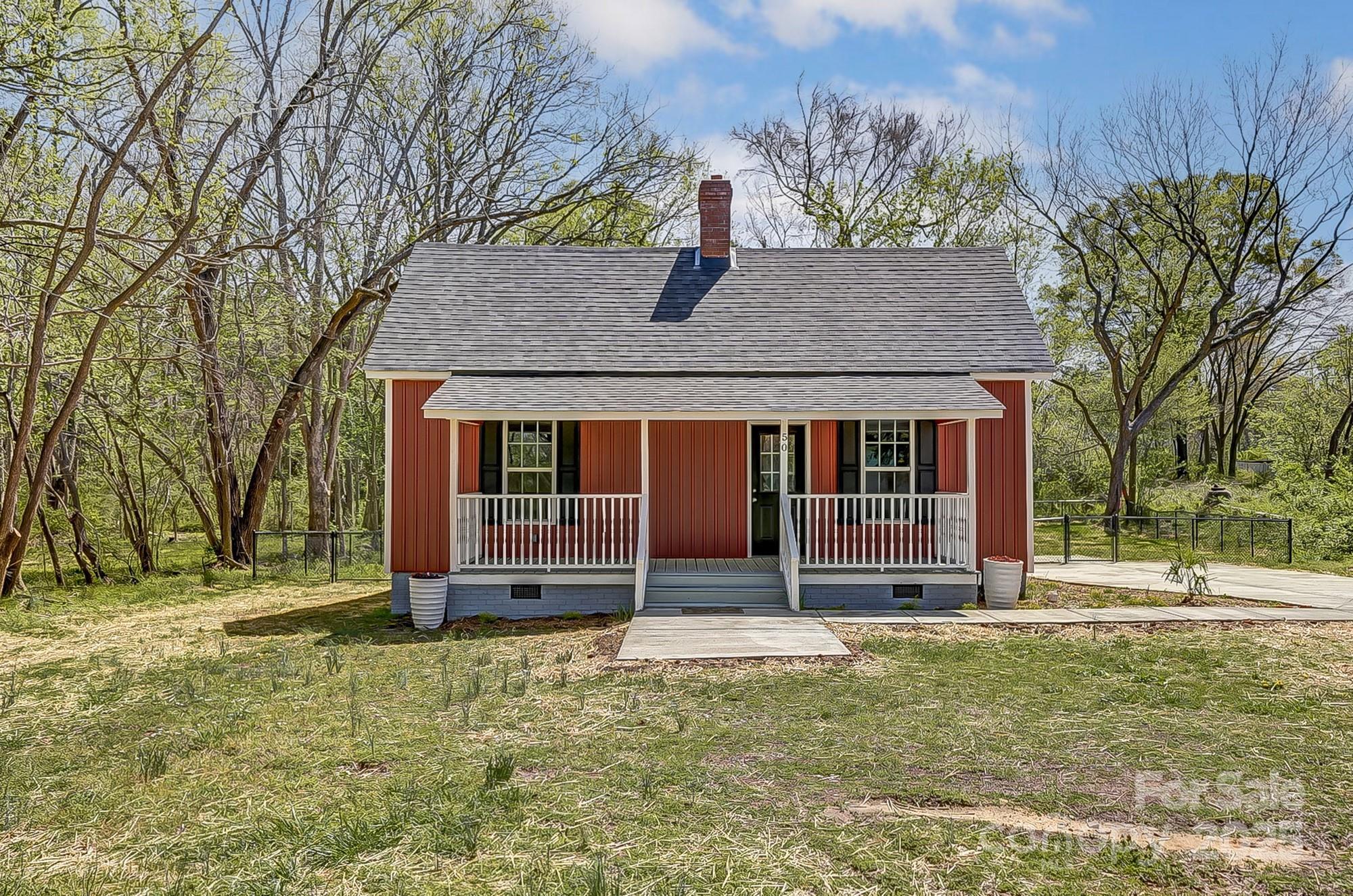 Photo one of 50 Sixth St York SC 29745 | MLS 4241003