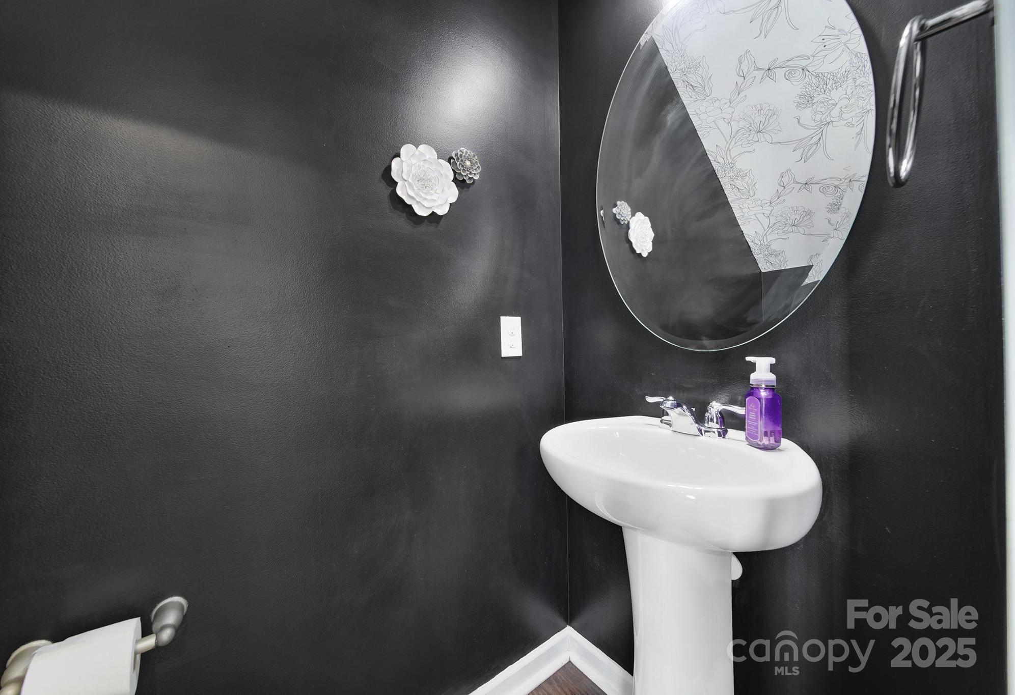 Photo #19