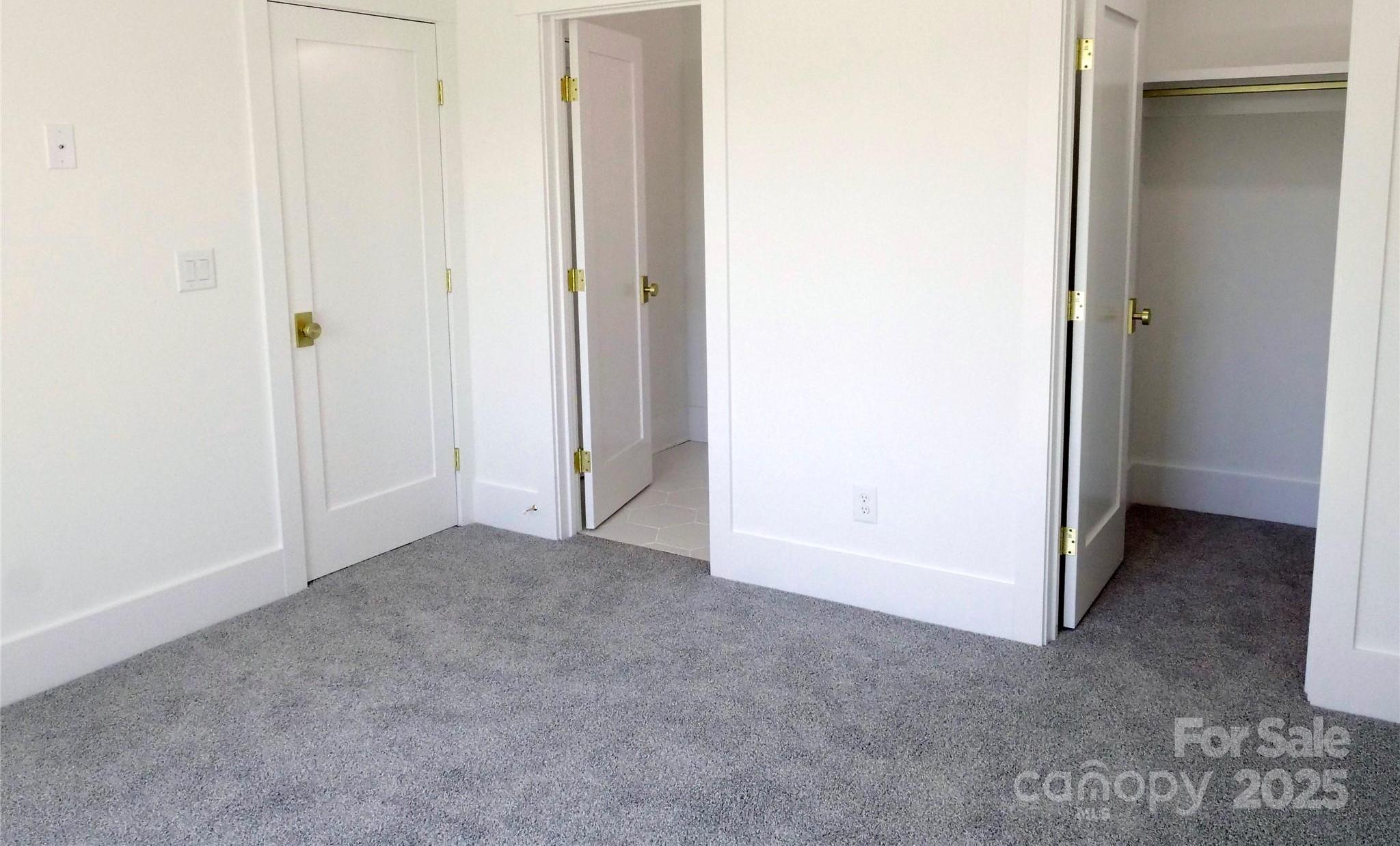 Photo #37
