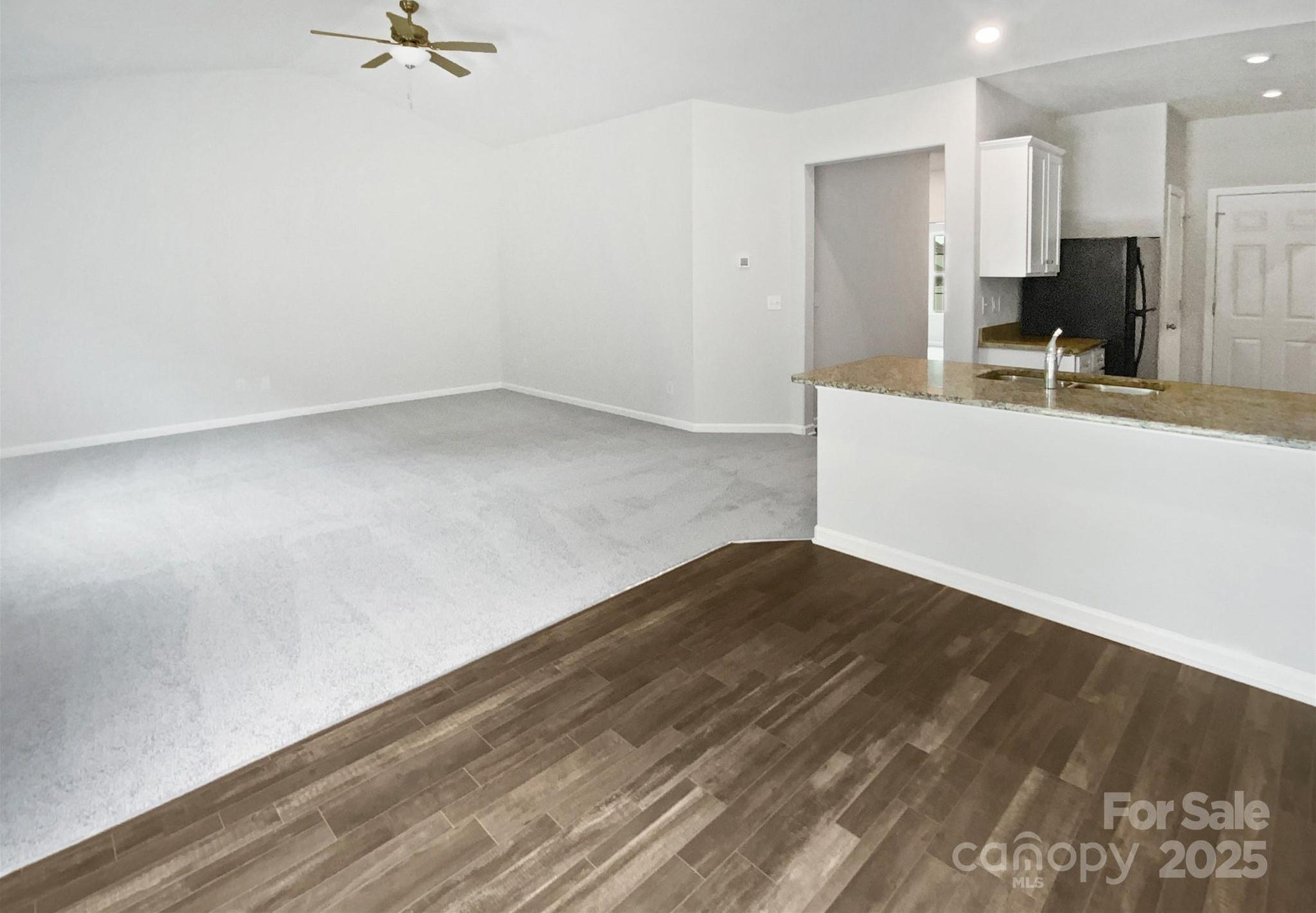 Photo #3