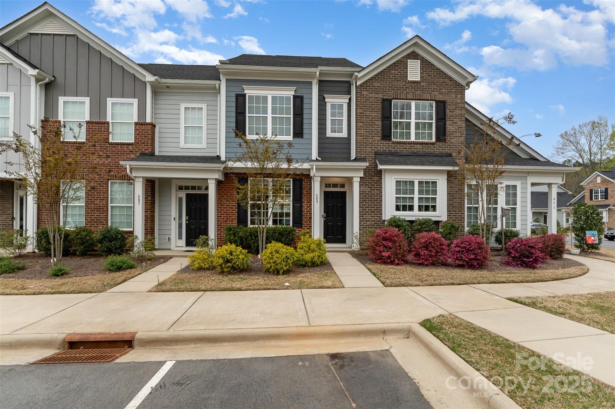 Photo one of 609 Sweet Bonnie Ln Belmont NC 28012 | MLS 4243010