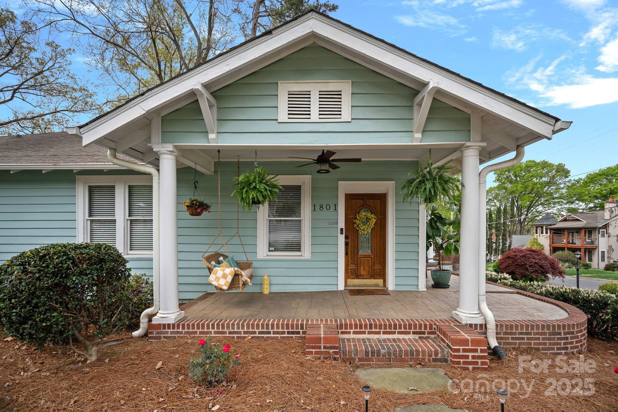 Photo one of 1801 Wilmore Dr Charlotte NC 28203 | MLS 4243684