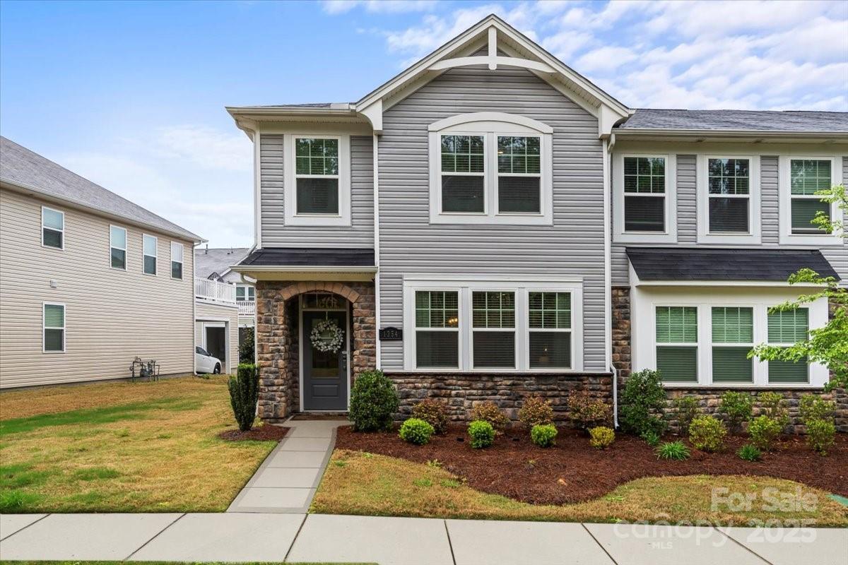 Photo one of 1354 Galloway Rd Charlotte NC 28262 | MLS 4243733