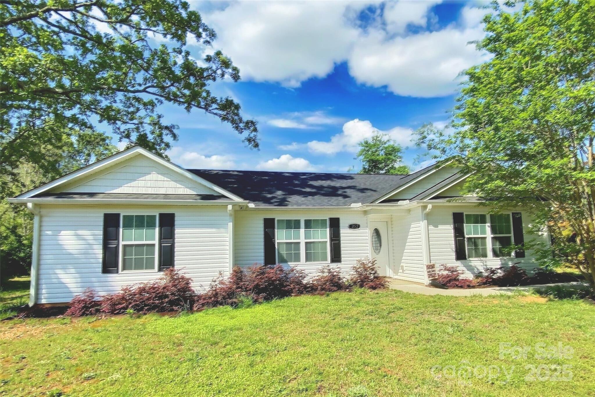 Photo one of 252 S Potter Rd Lancaster SC 29720 | MLS 4244924
