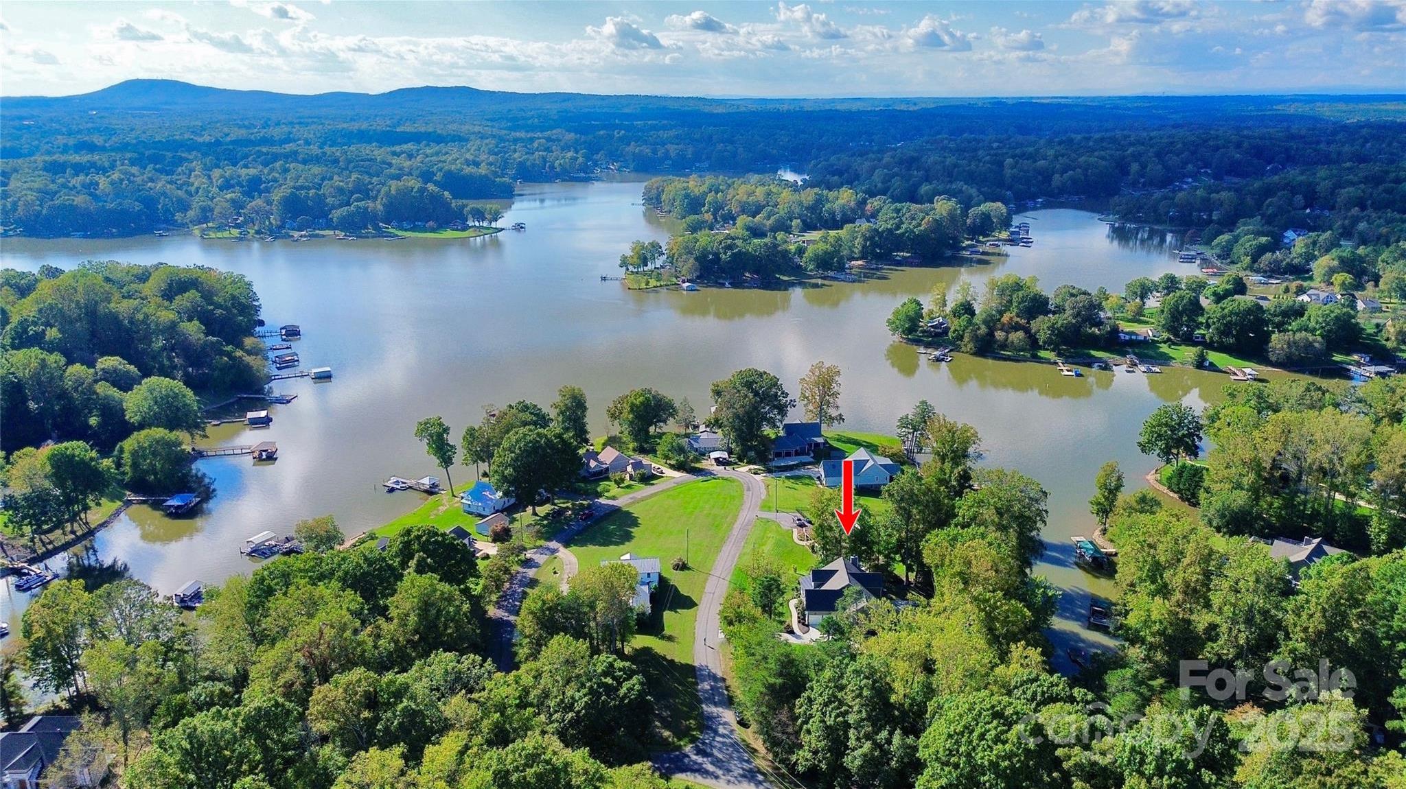 Photo one of 3915 Chevlot Hills Rd Sherrills Ford NC 28673 | MLS 4245126