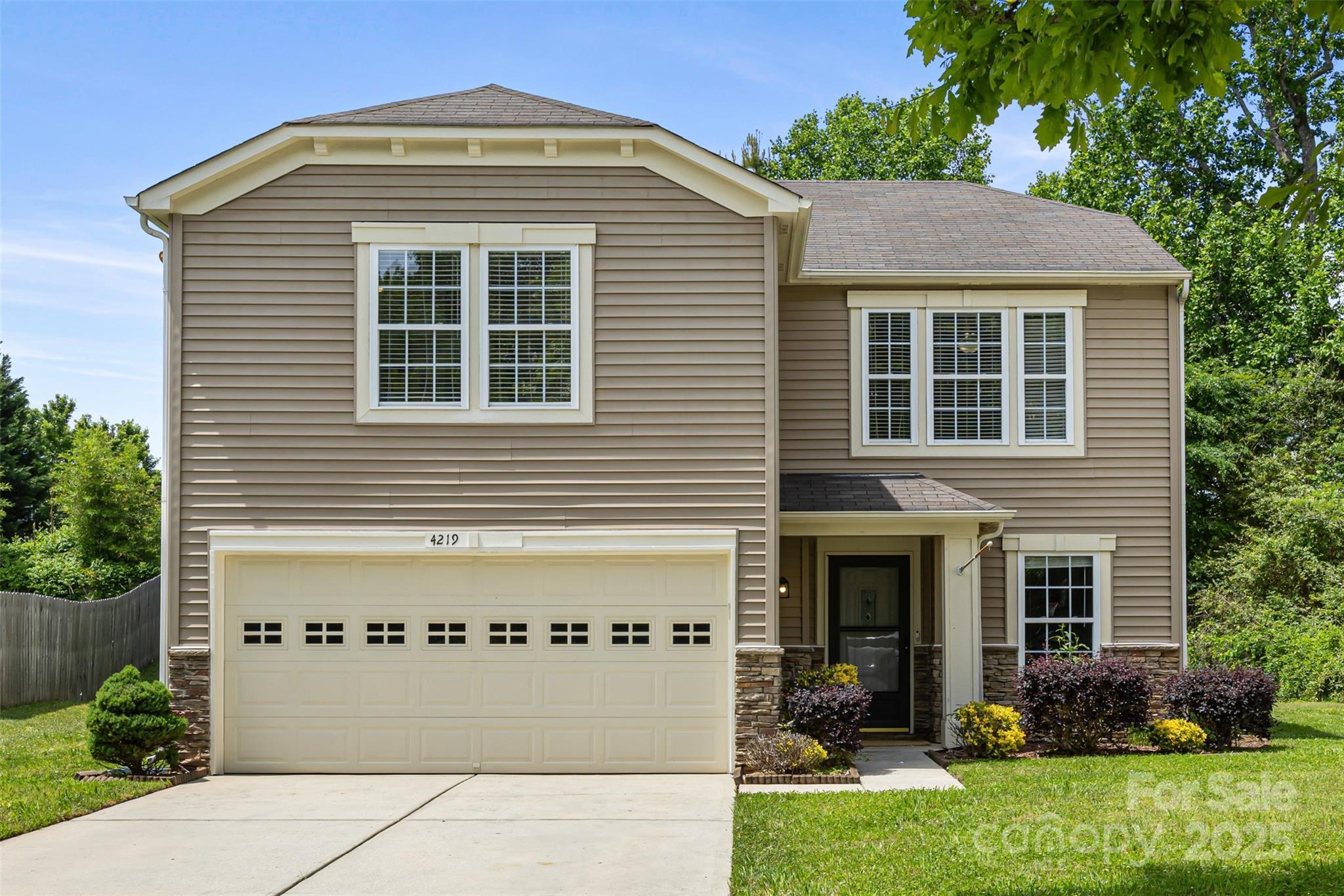 Photo one of 4219 Shasta Cir Clover SC 29710 | MLS 4245244