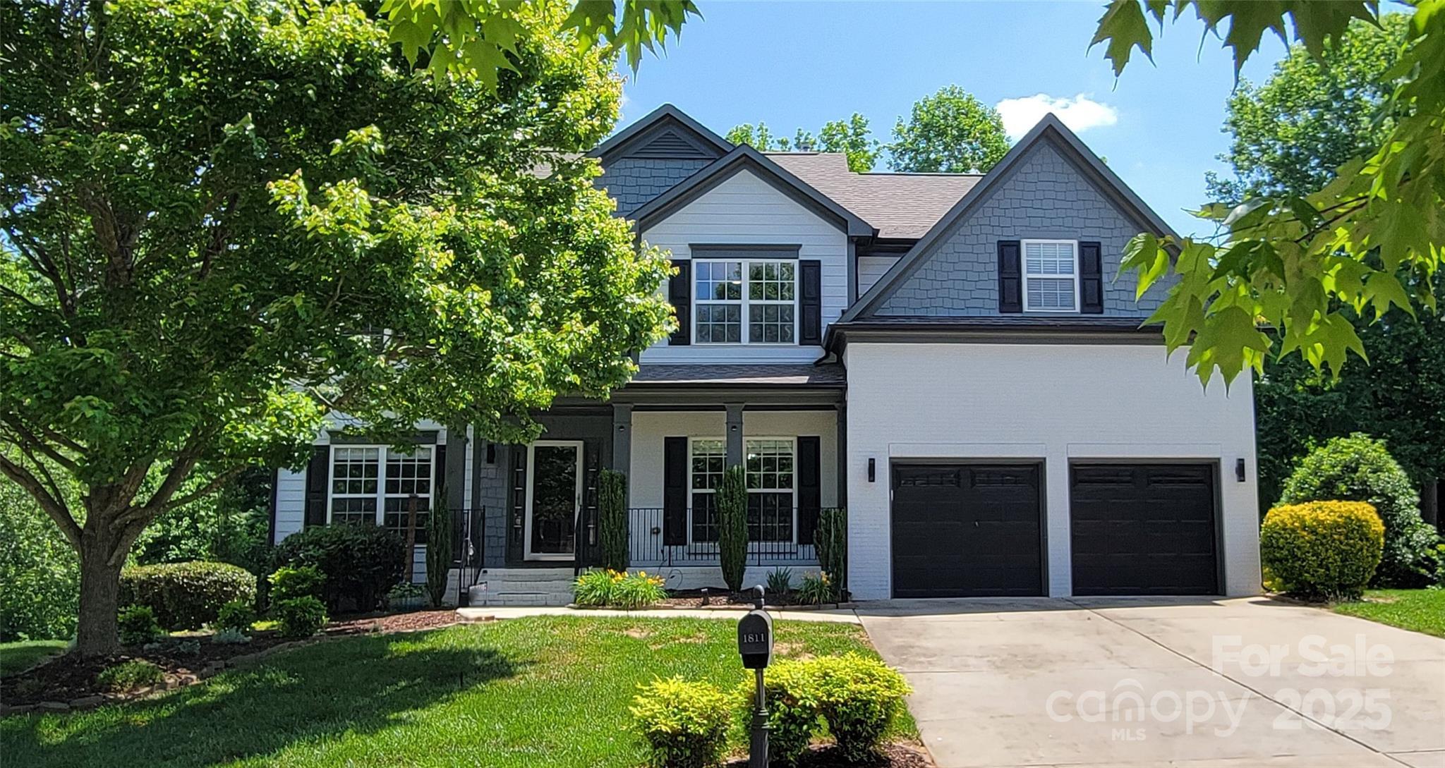 Photo one of 1811 Robbins Meadows Dr Waxhaw NC 28173 | MLS 4245391