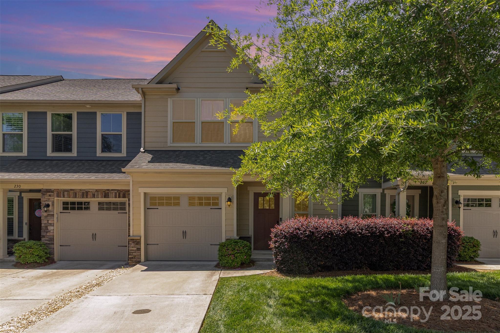Photo one of 226 Scenic View Ln Matthews NC 28104 | MLS 4245625