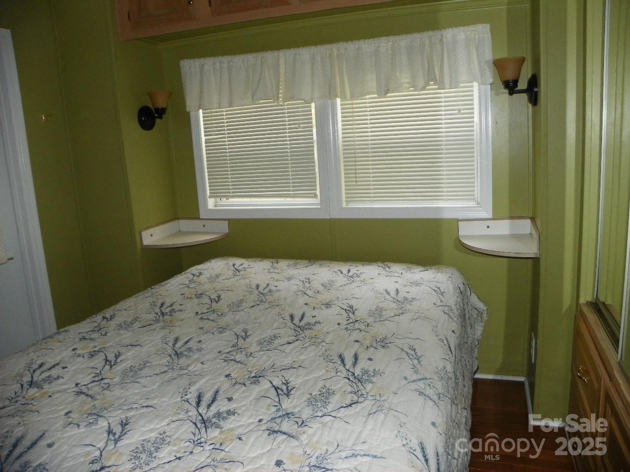 Photo #15