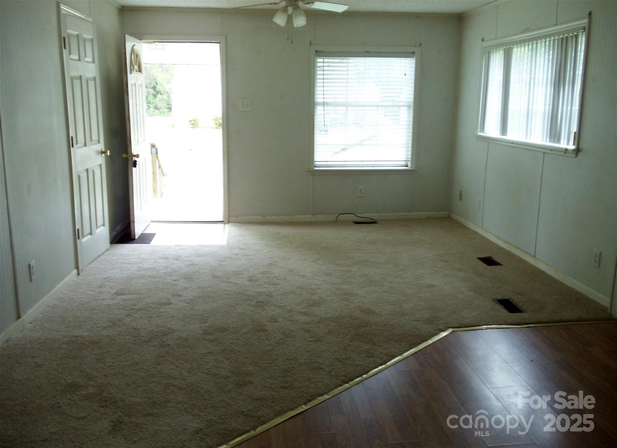 Photo #9