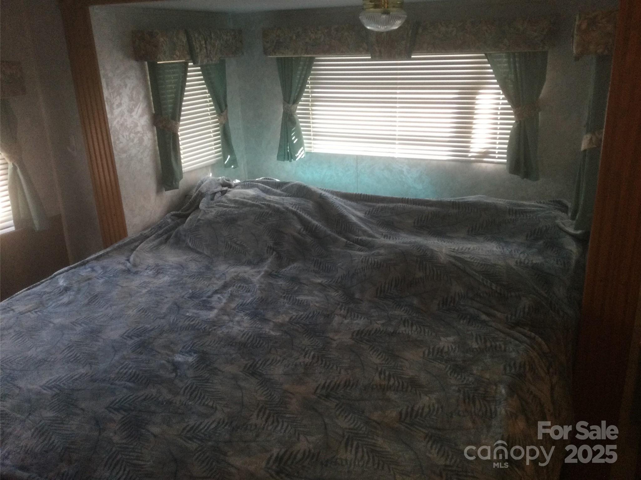 Photo #18