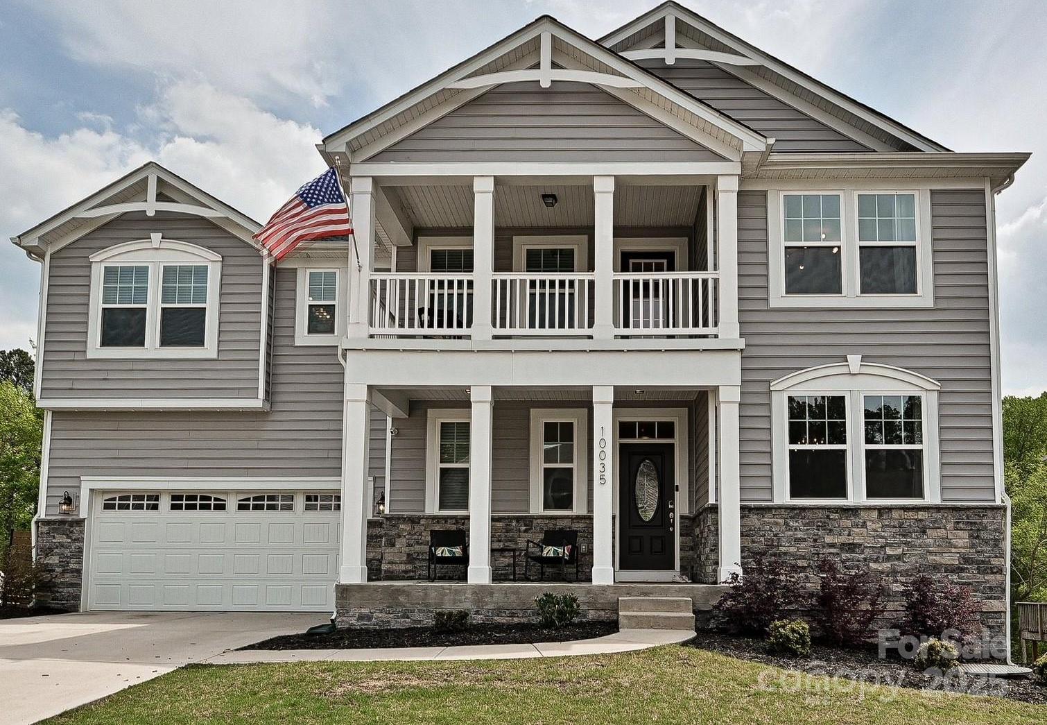 Photo one of 10035 Mast Cove Ln Charlotte NC 28278 | MLS 4246317