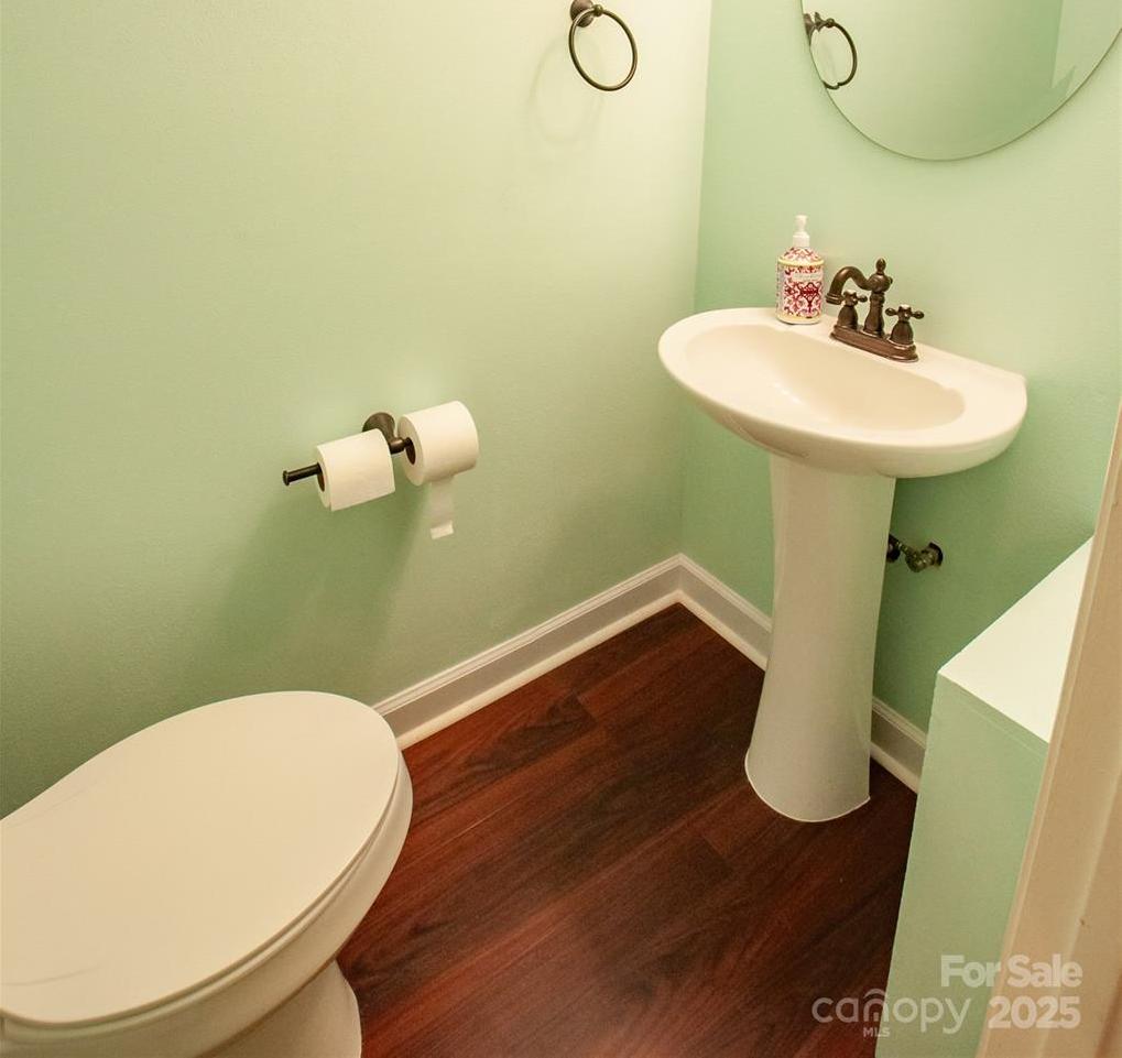 Photo #10