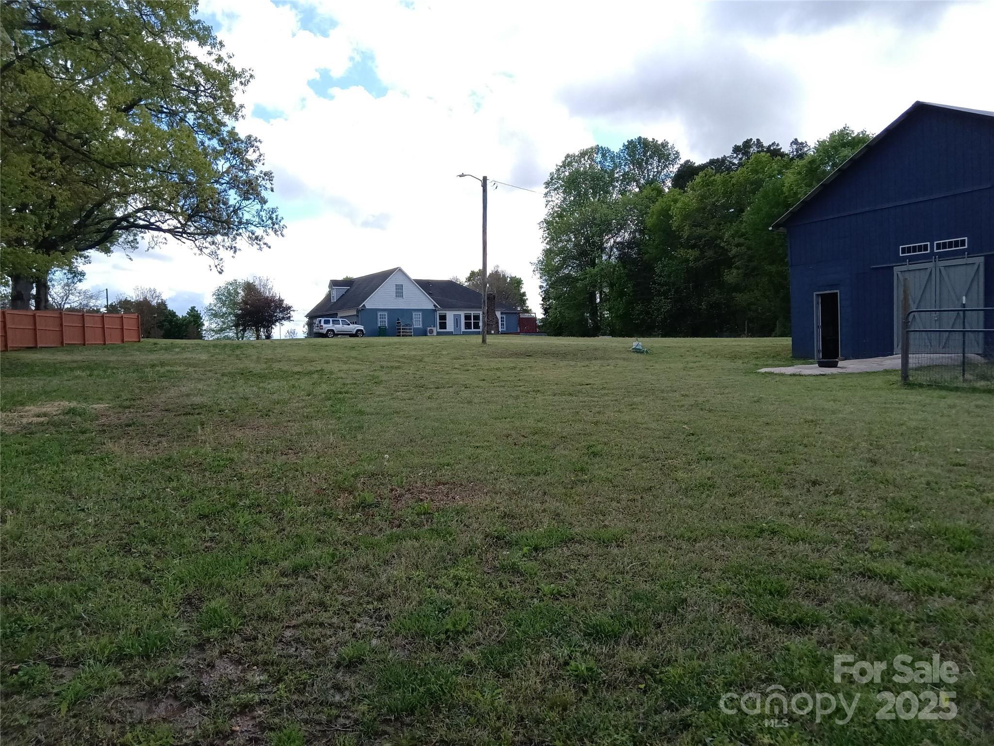 Photo #32