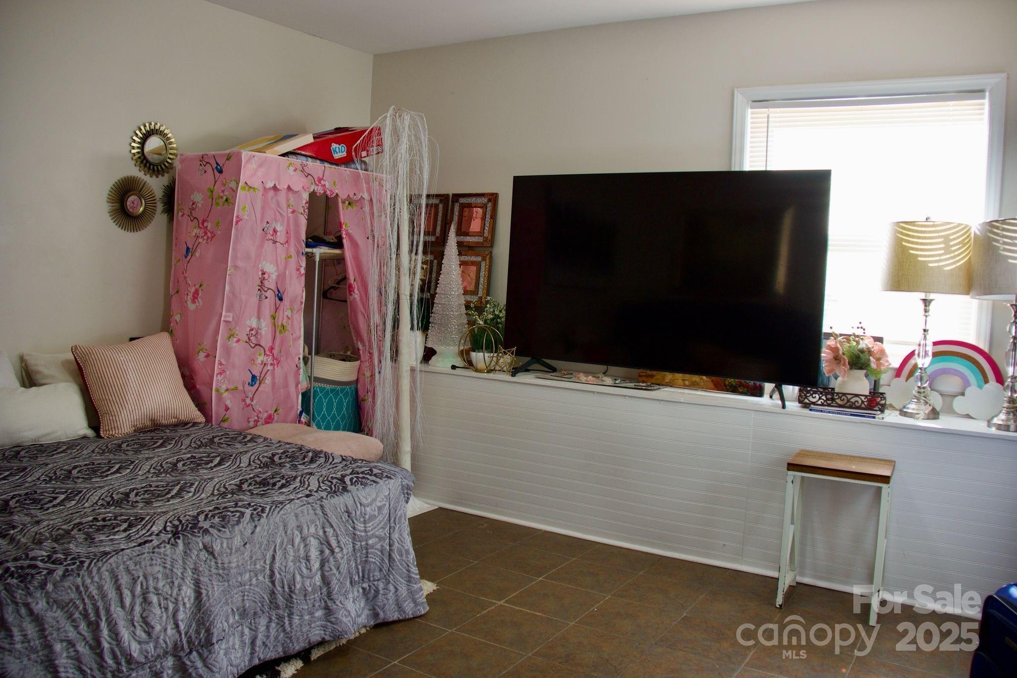 Photo #18