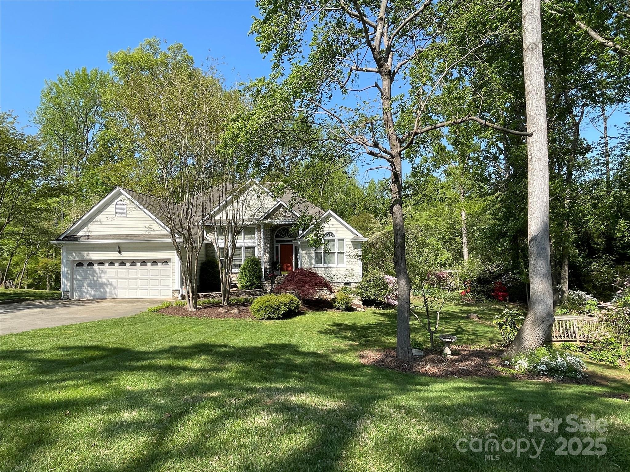 Photo one of 121 General Pemberton St Stanley NC 28164 | MLS 4247732