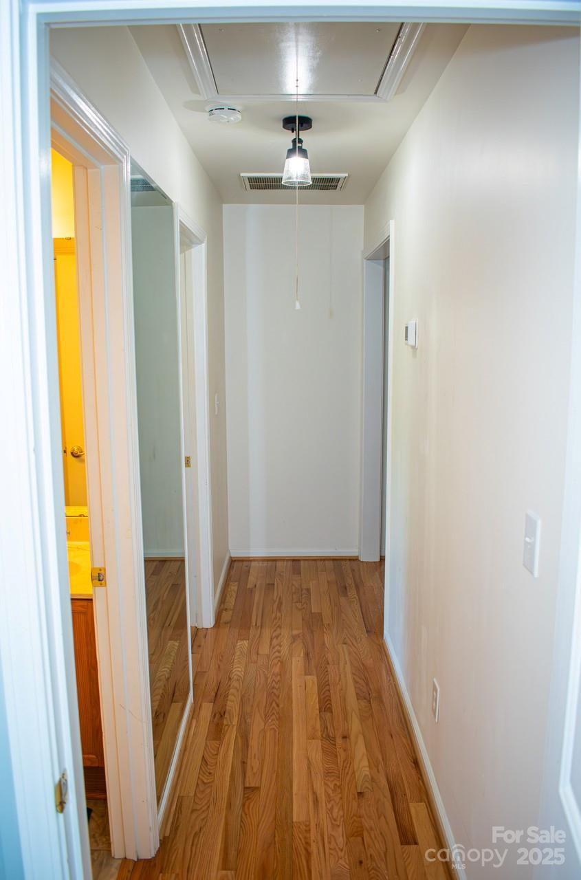 Photo #33