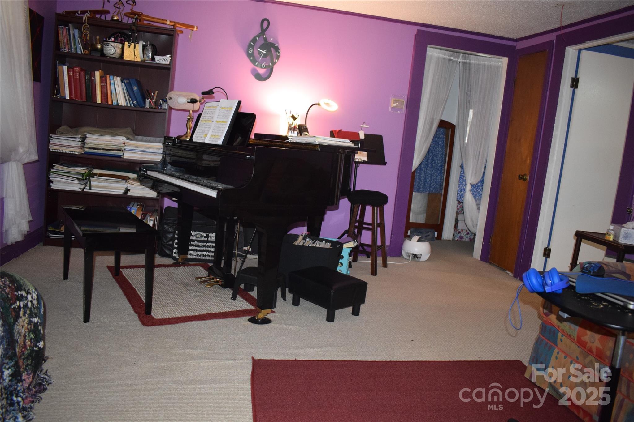 Photo #5