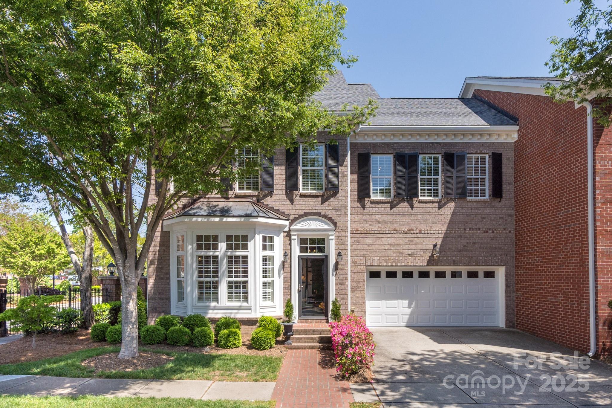 Photo one of 6231 Wakehurst Rd Charlotte NC 28226 | MLS 4249414