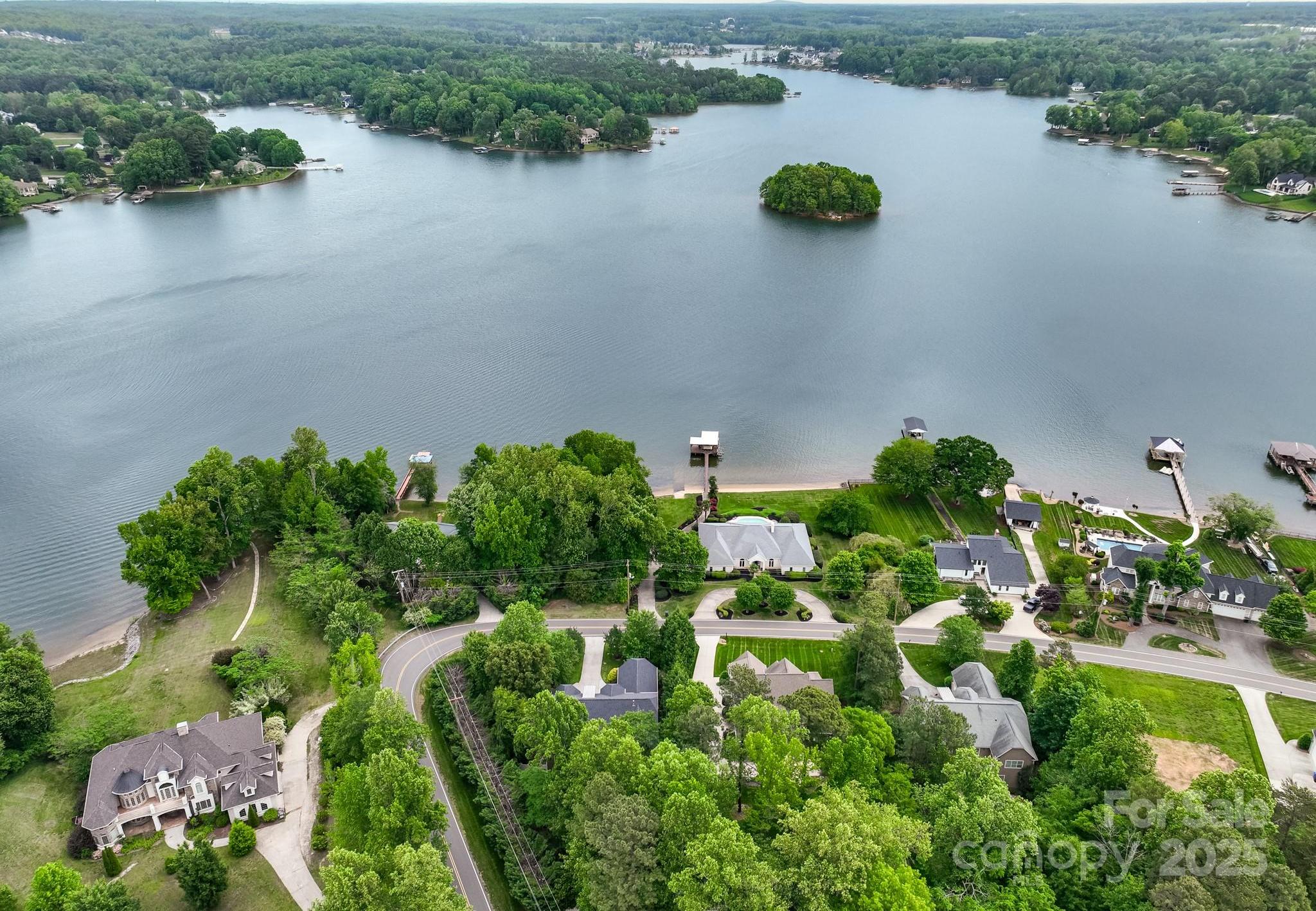 Photo one of 166 Wilson Lake Rd Mooresville NC 28117 | MLS 4249798