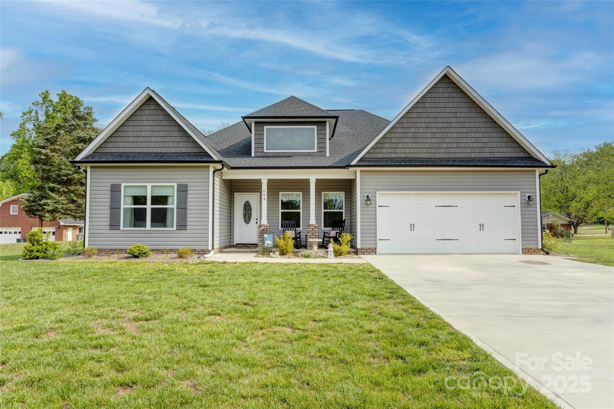 Photo one of 604 Airport Rd Kannapolis NC 28081 | MLS 4249885