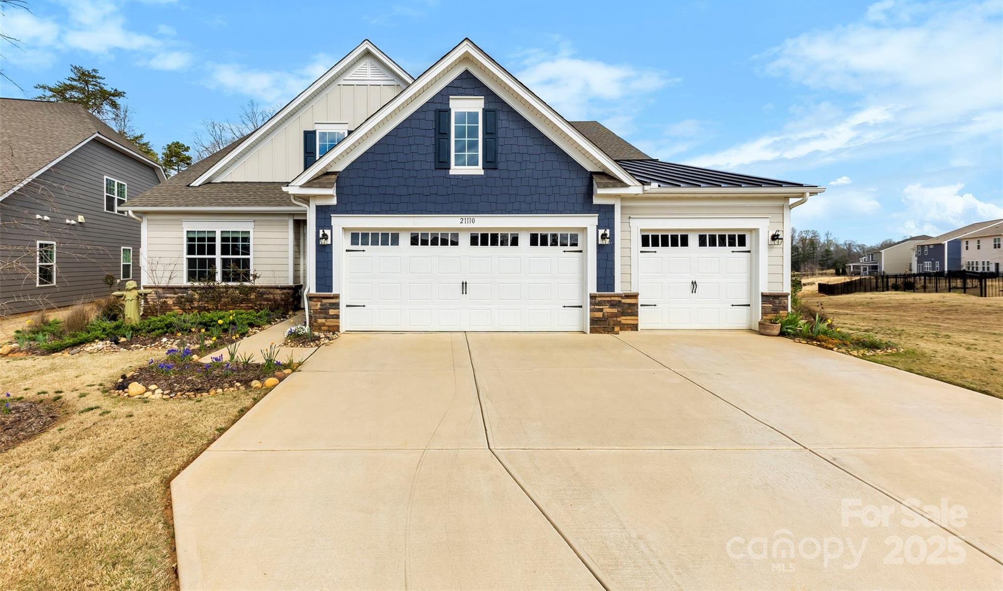 Photo one of 21110 Bank Fire Ln Huntersville NC 28078 | MLS 4250011