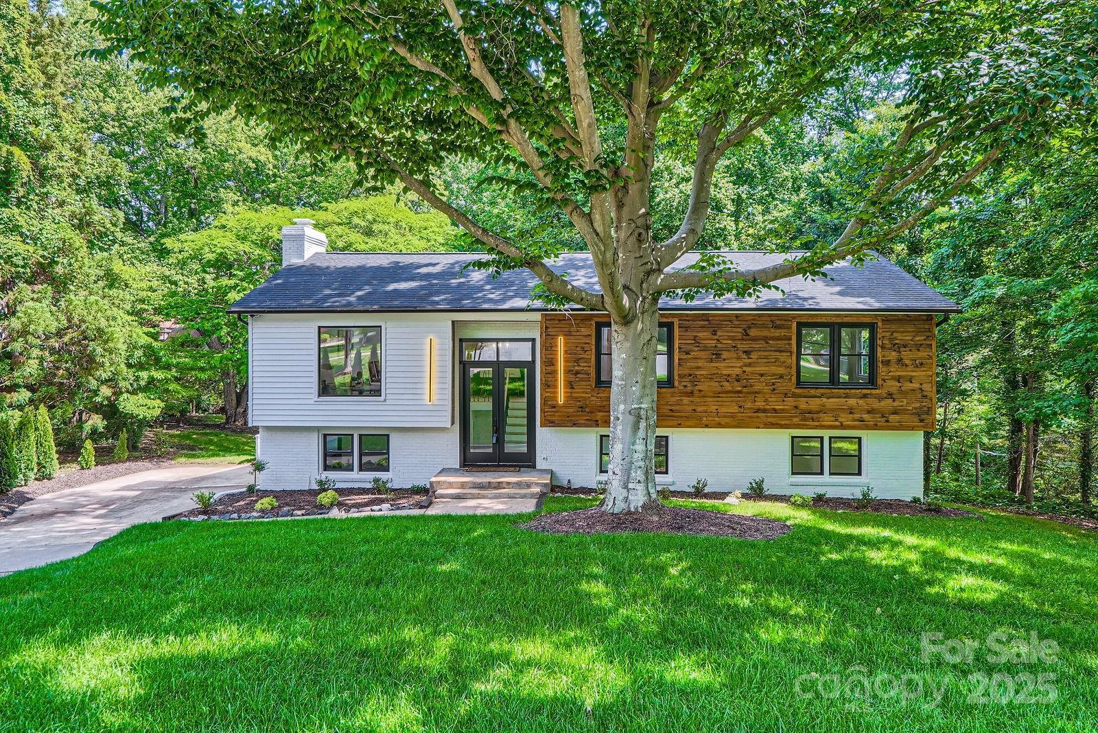 Photo one of 200 Kimrod Ln Charlotte NC 28270 | MLS 4251342